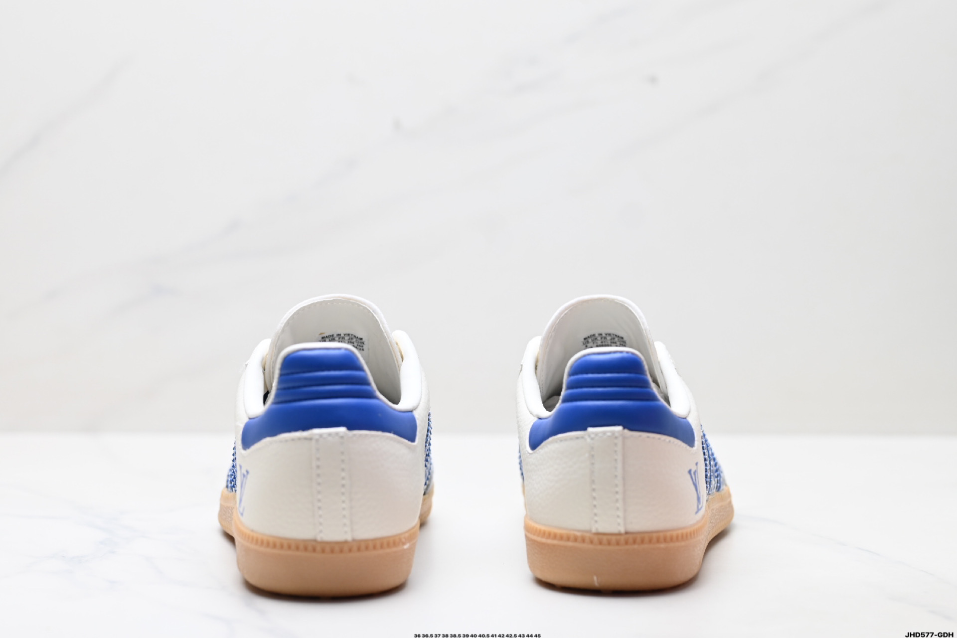 Adidas Originals Samba OG ‘DIY’桑巴舞系列 阿迪达斯 三叶草绅士德训足球风百搭低帮休闲运动板鞋 XR0005