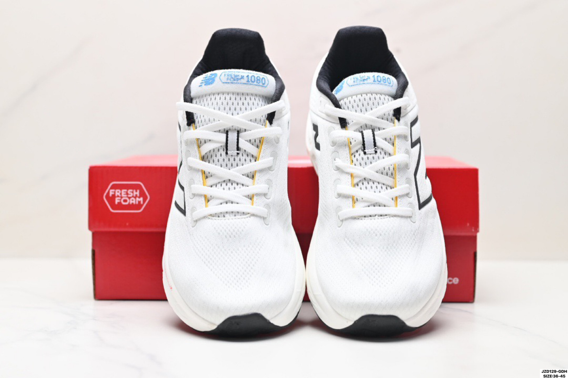💰175
公司级✅New Balance 新百伦W1080系列 简约 织物 网布防滑耐磨透气轻便 低帮 马拉松跑步鞋
货号:M1080L13
尺码:36-45
ID:JZD129-GDH