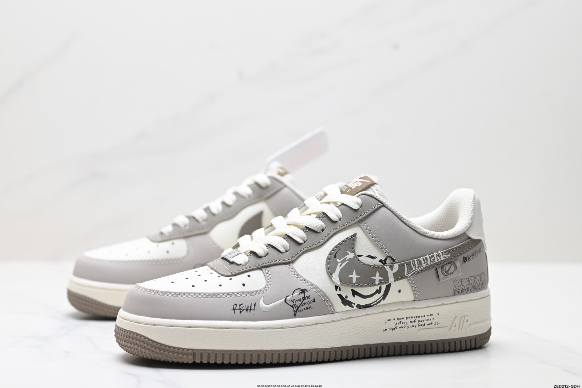 NIKE AIR FORCE 1‘07 LV8  DB3301-881