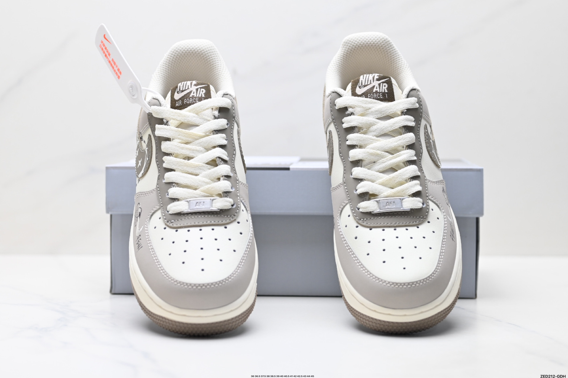 NIKE AIR FORCE 1‘07 LV8  DB3301-881