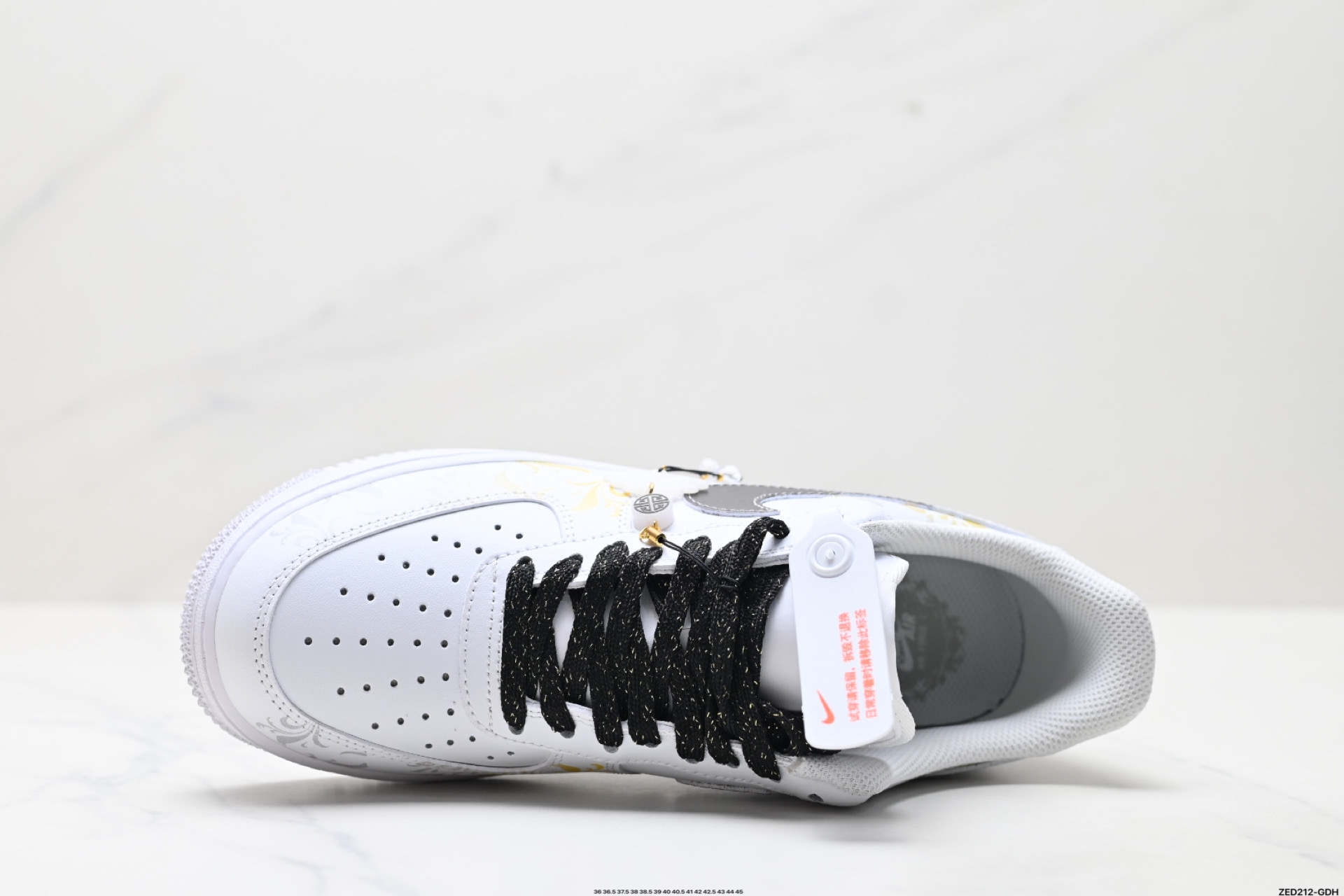 NIKE AIR FORCE 1‘07 LV8  ZH0316-082