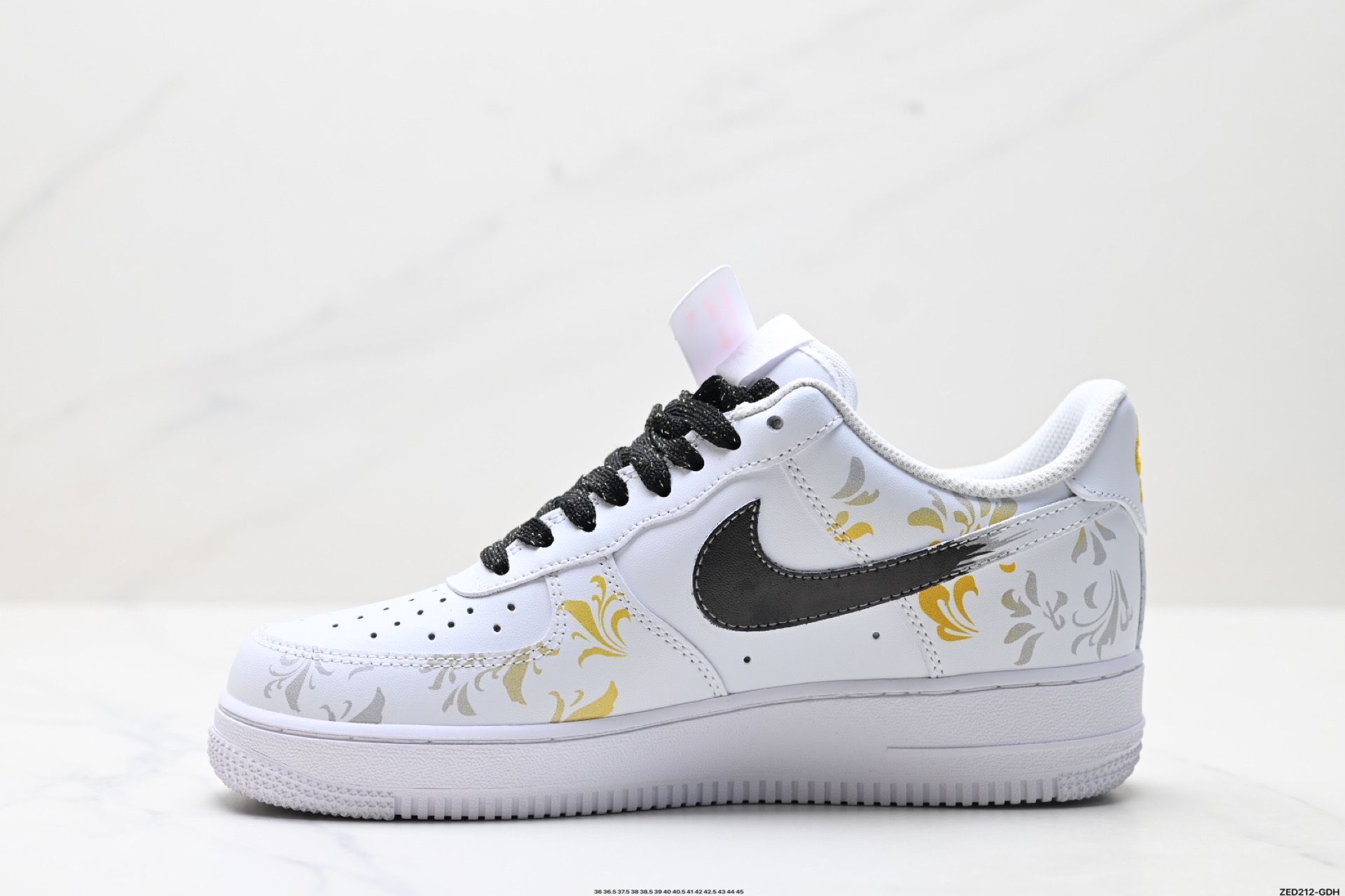 NIKE AIR FORCE 1‘07 LV8  ZH0316-082