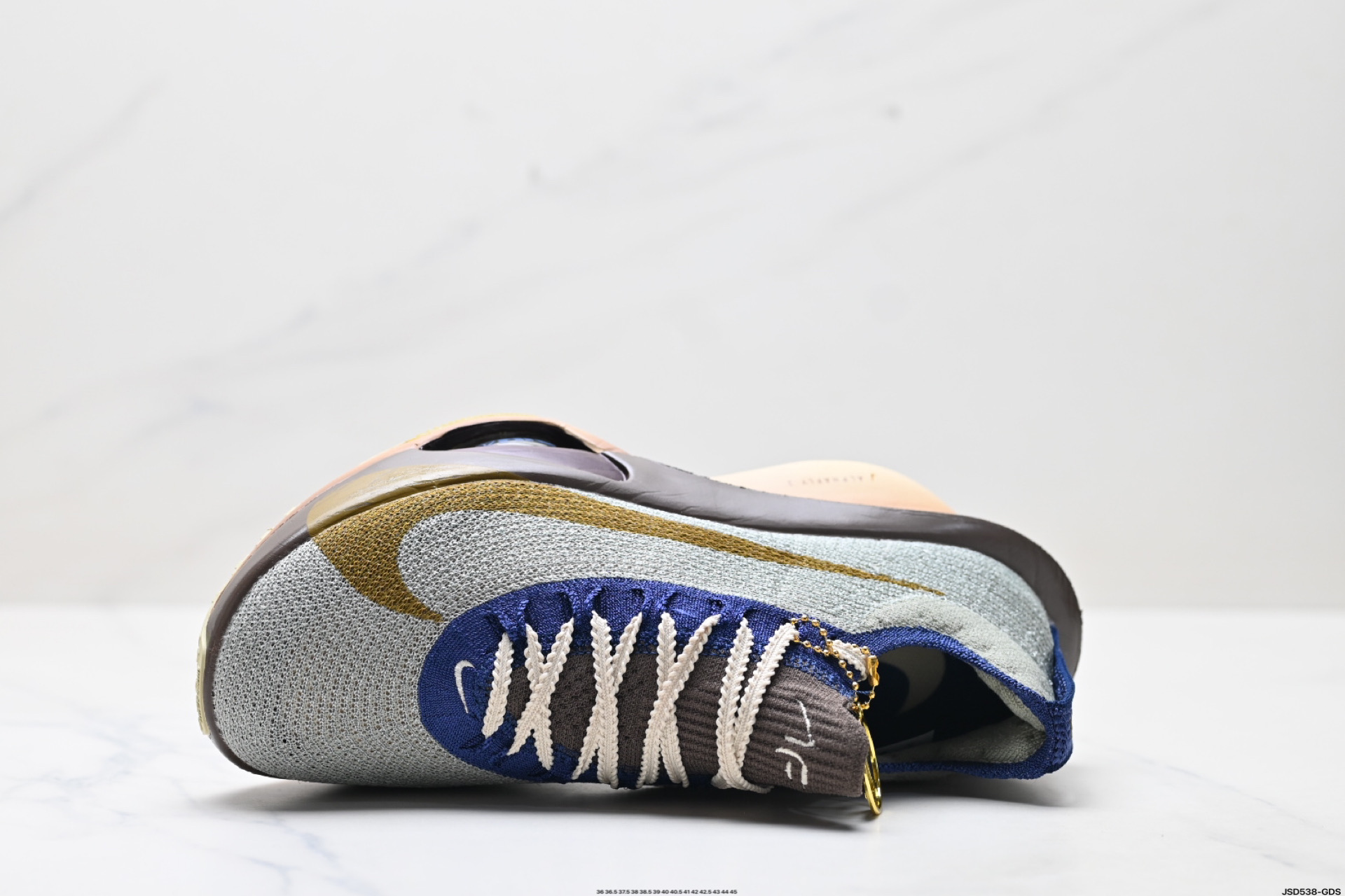 新品发布 Nike Air Zoom Alphafly NEXT%3 PROTO整体采用前作的设计语言 HV4318-320 新品发布 Nike Air Zoom Alphafly NEXT%3 PROTO整体采用前作的设计语言 HV4318-320