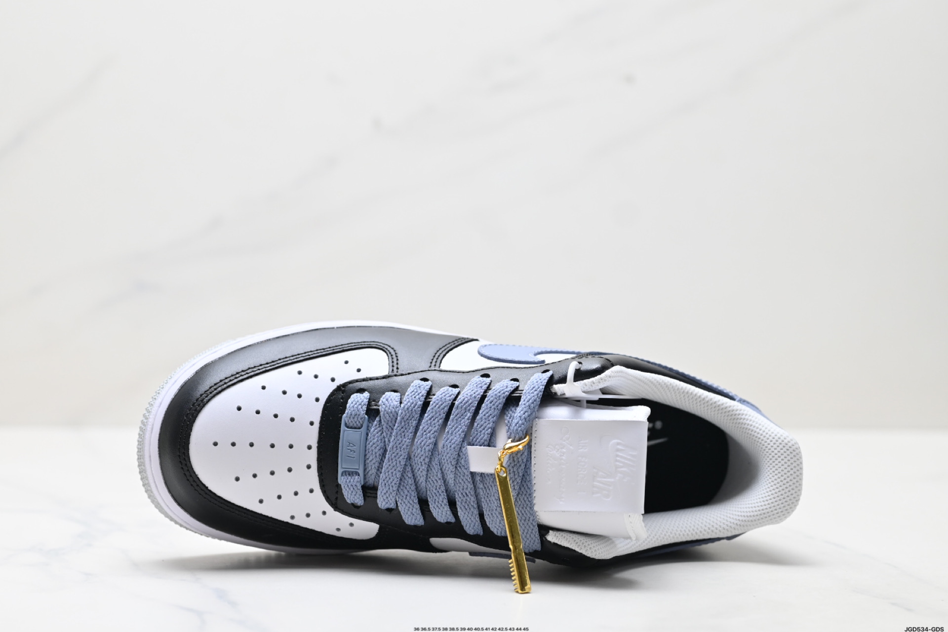 NIKE AIR FORCE 1‘07  FD9065-100