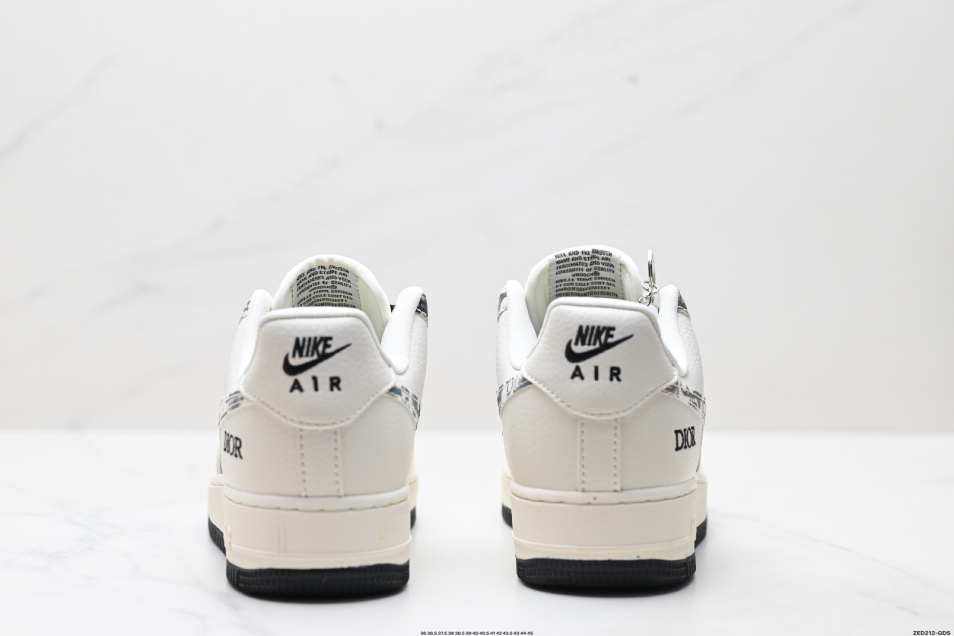NIKE AIR FORCE 1‘07 LV8 DF0188-064