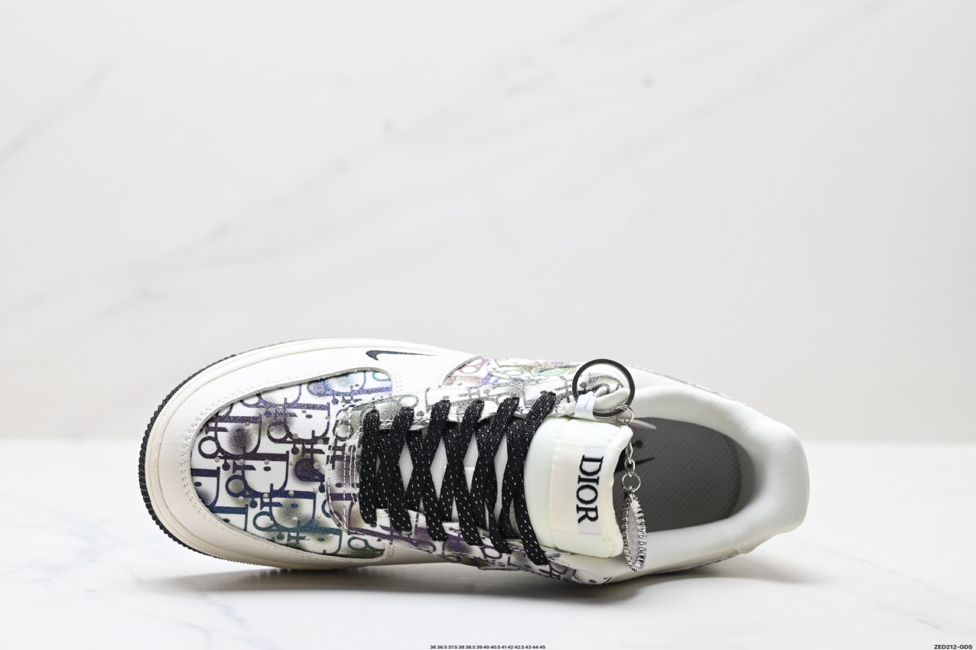 NIKE AIR FORCE 1‘07 LV8 DF0188-064