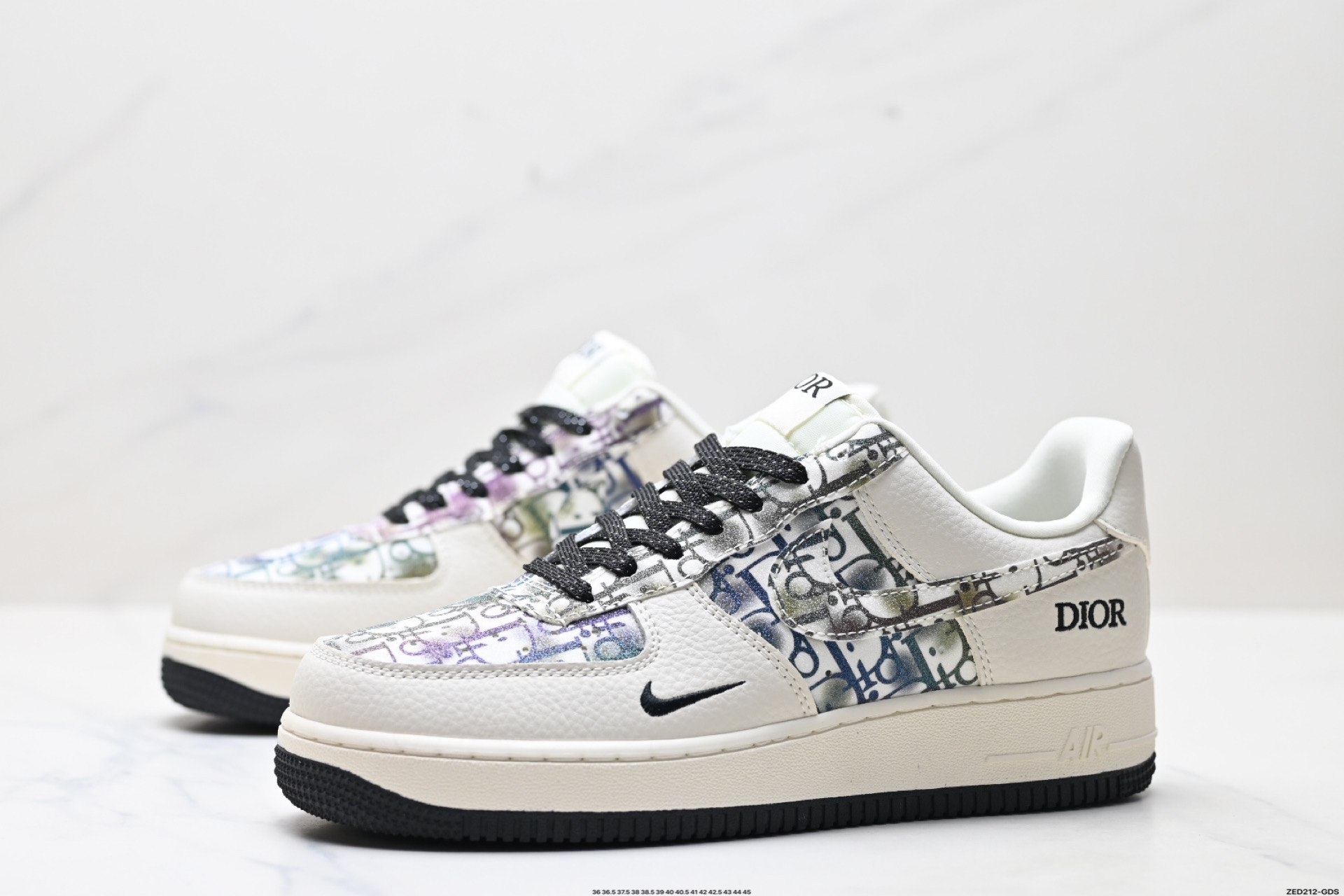 NIKE AIR FORCE 1‘07 LV8 DF0188-064