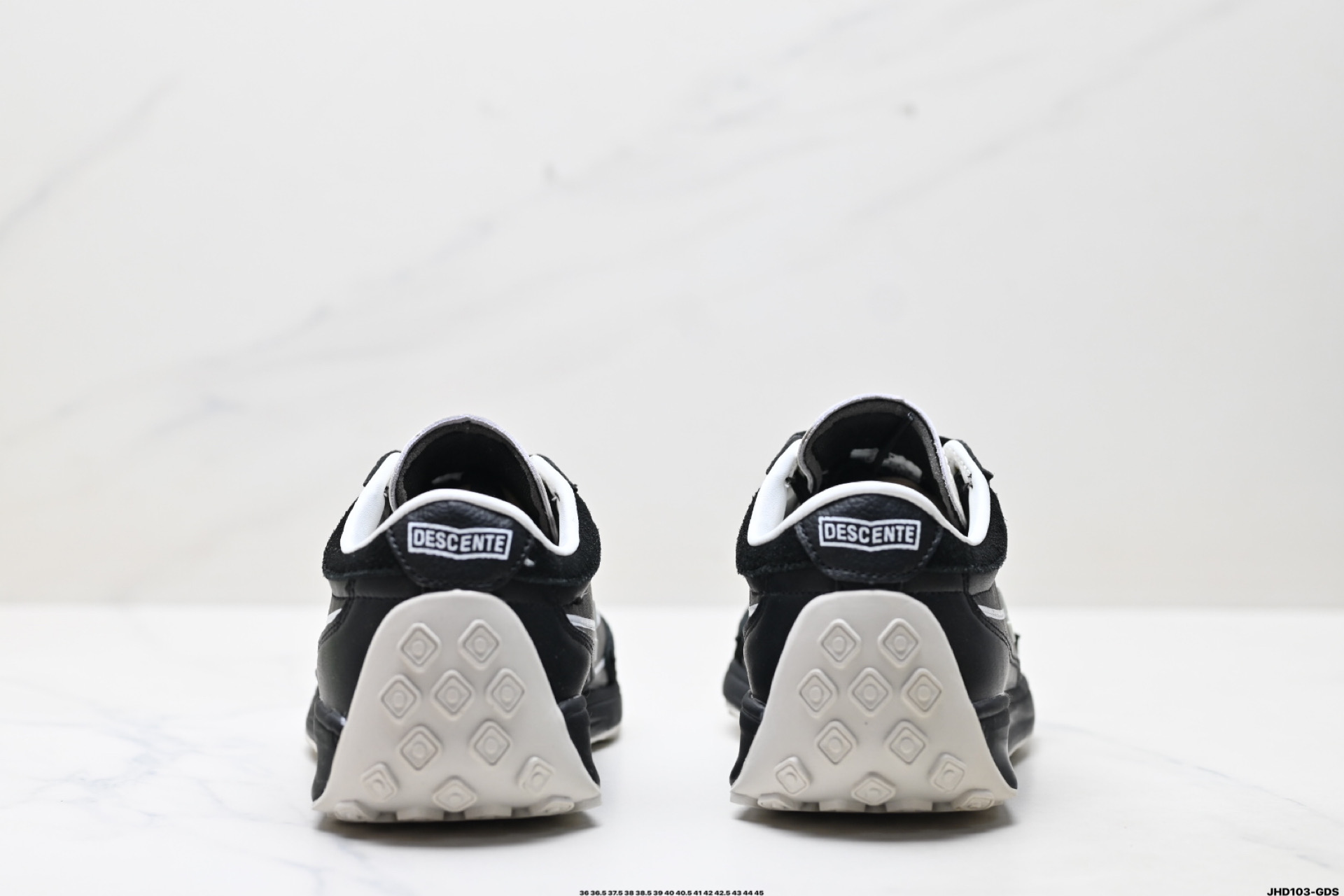 迪桑特DESCENTE 舒适百搭 防滑耐磨 低帮 生活休闲鞋 SP353LCR76