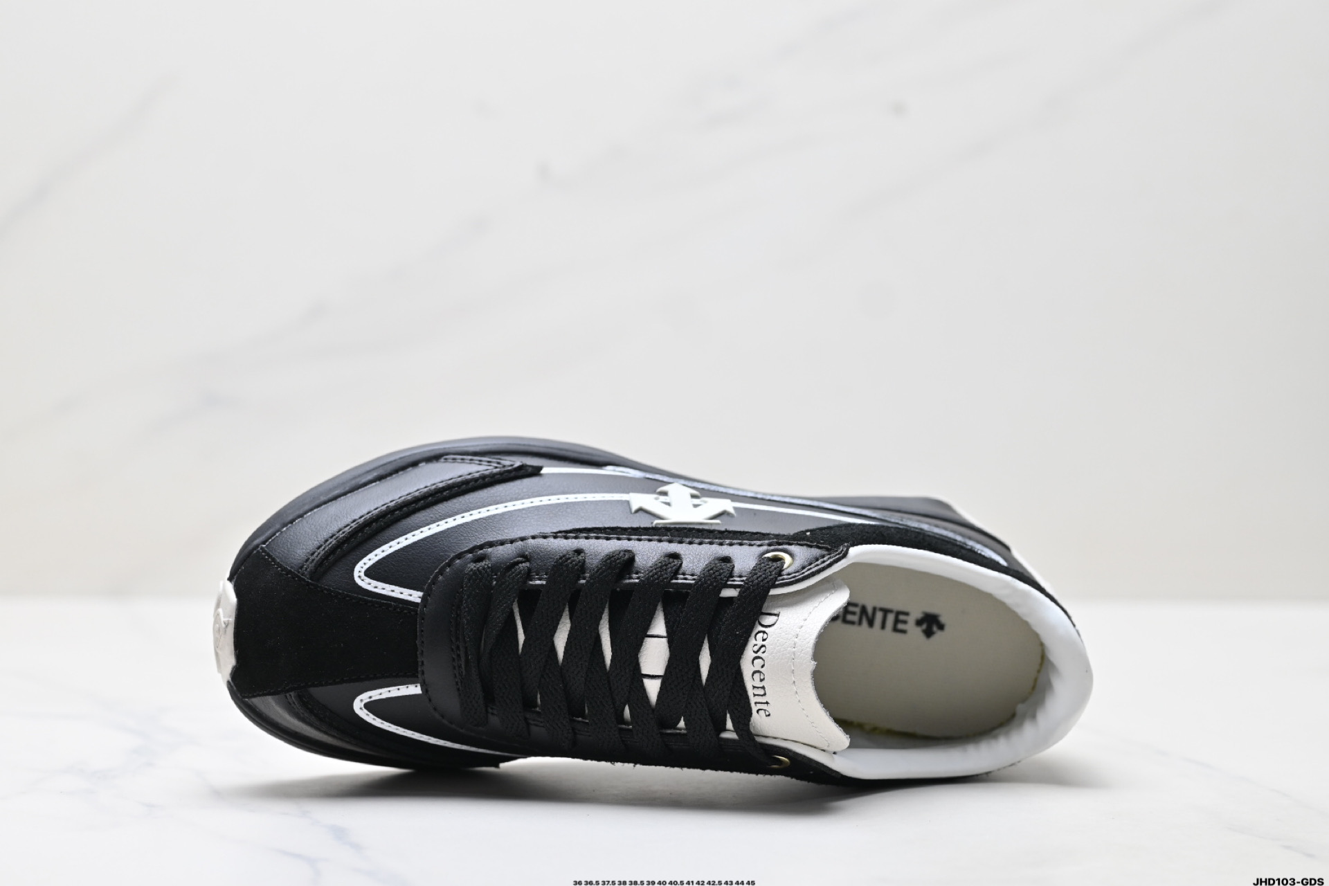 迪桑特DESCENTE 舒适百搭 防滑耐磨 低帮 生活休闲鞋 SP353LCR76