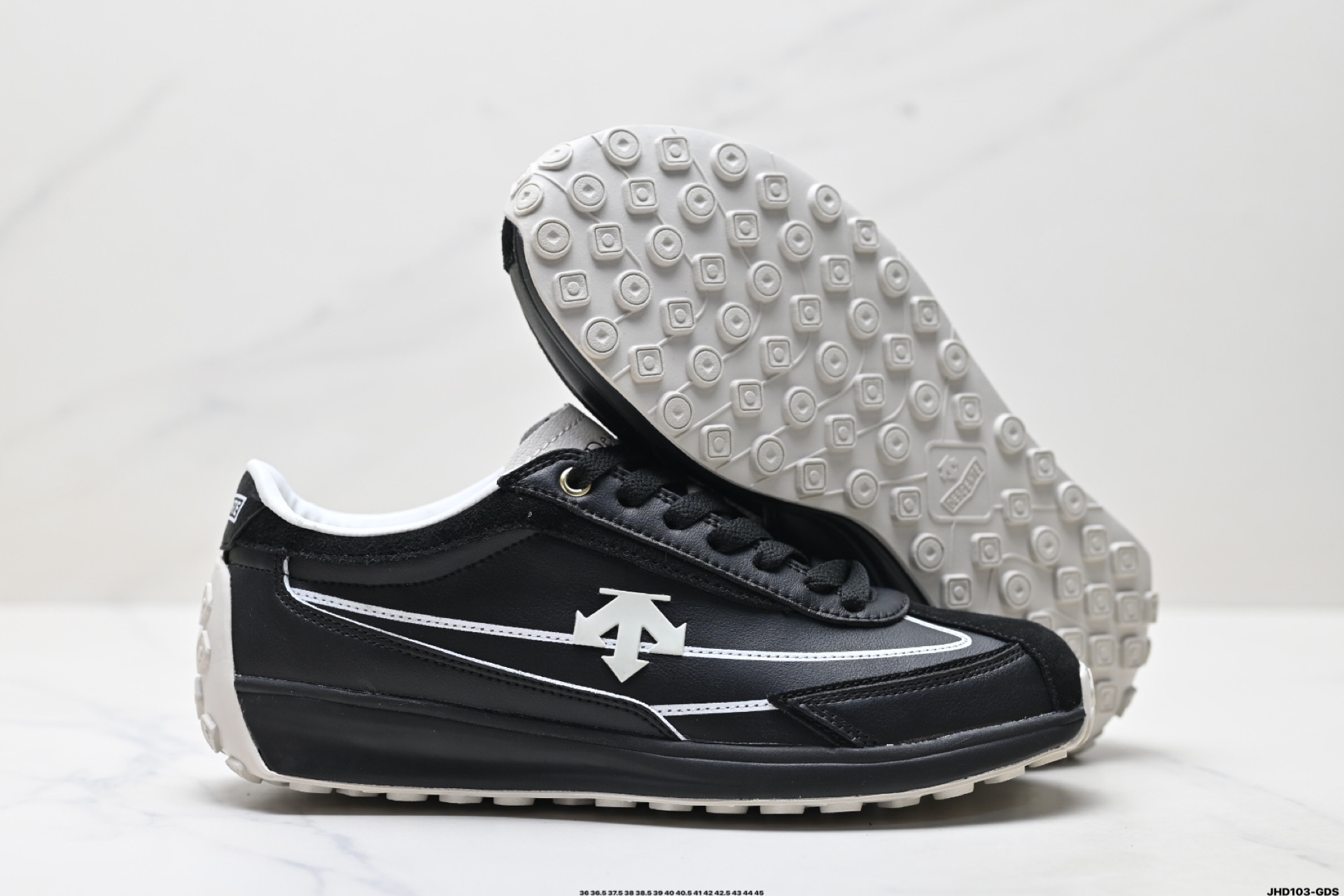 迪桑特DESCENTE 舒适百搭 防滑耐磨 低帮 生活休闲鞋 SP353LCR76