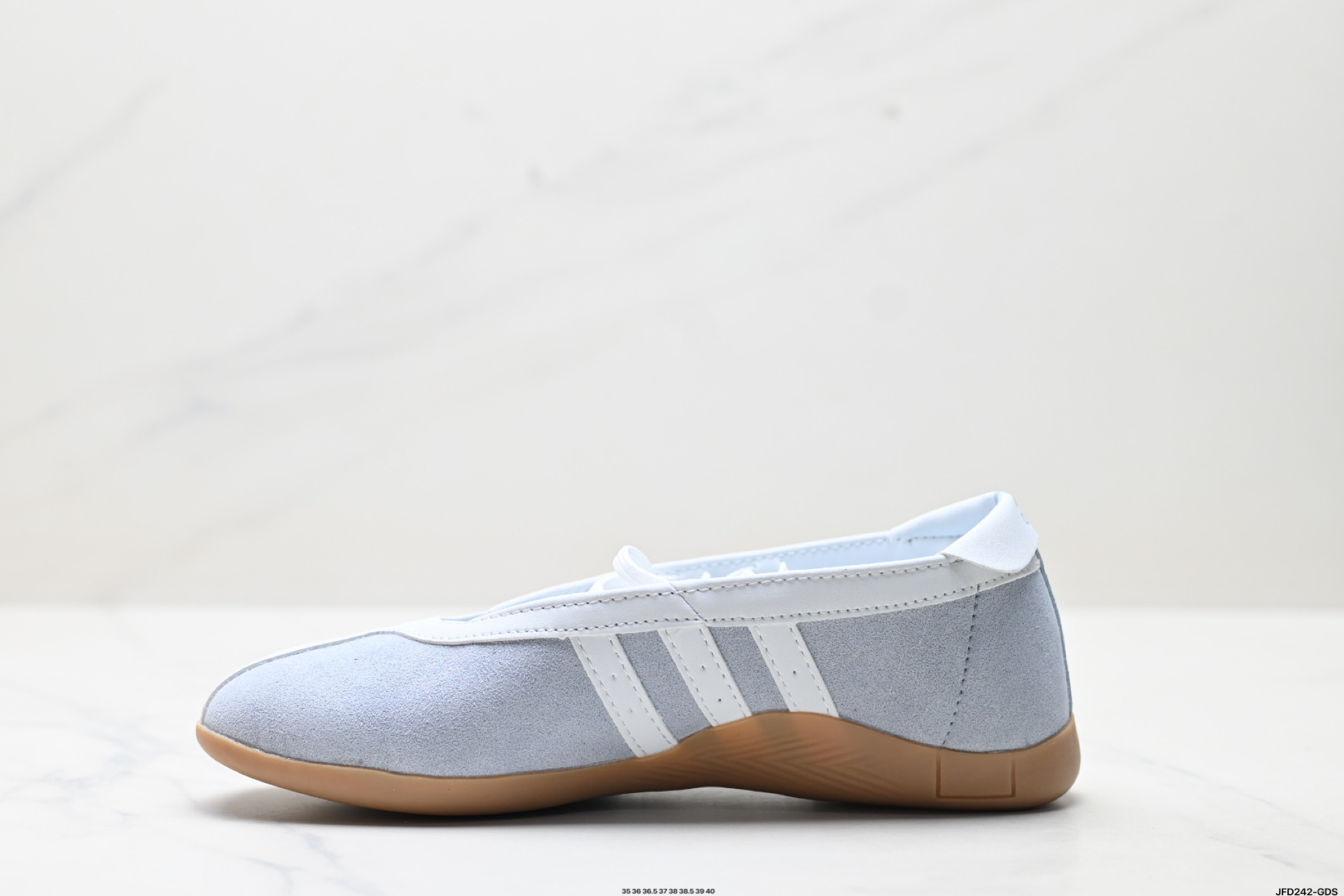 TAEKWONDO MEI BALLET复古芭蕾风薄底鞋女子adidas阿迪达斯三叶草  JR5758