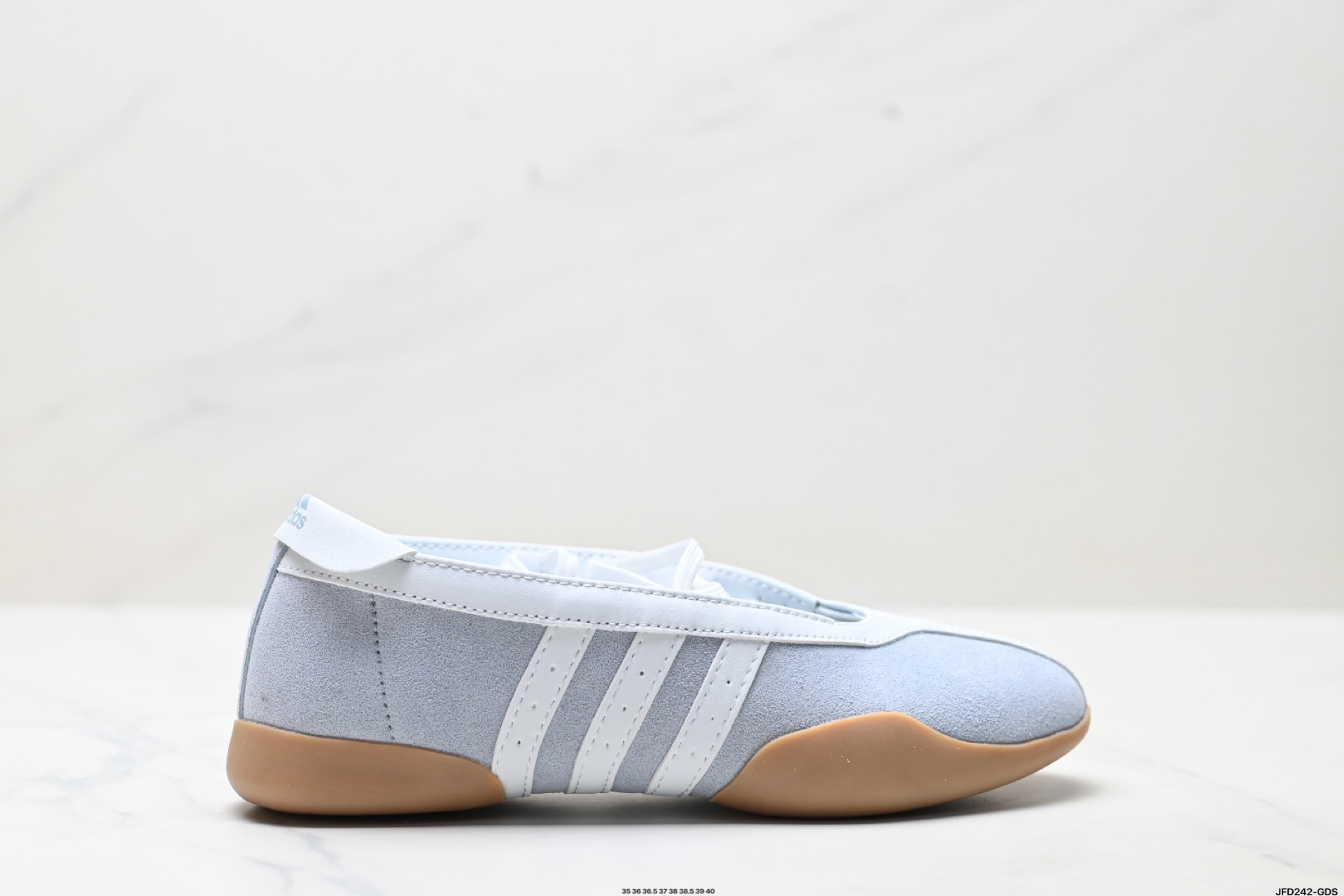 TAEKWONDO MEI BALLET复古芭蕾风薄底鞋女子adidas阿迪达斯三叶草  JR5758