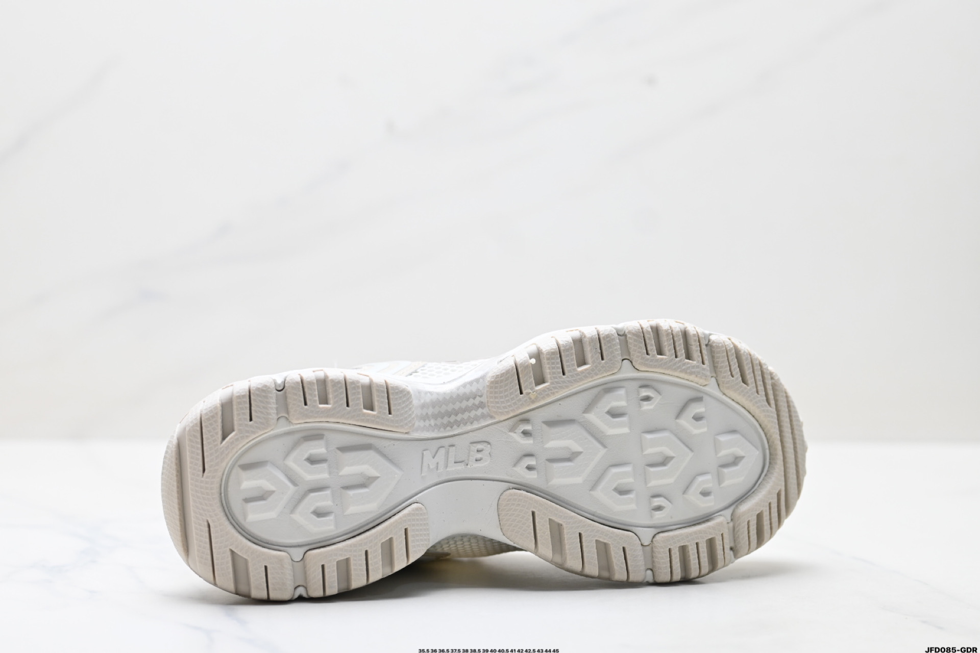 MLB CARGO CHUNKY 纽约洋基队 时尚百搭休闲运动潮流 防滑耐磨 低帮 老爹鞋 3ASHW075N