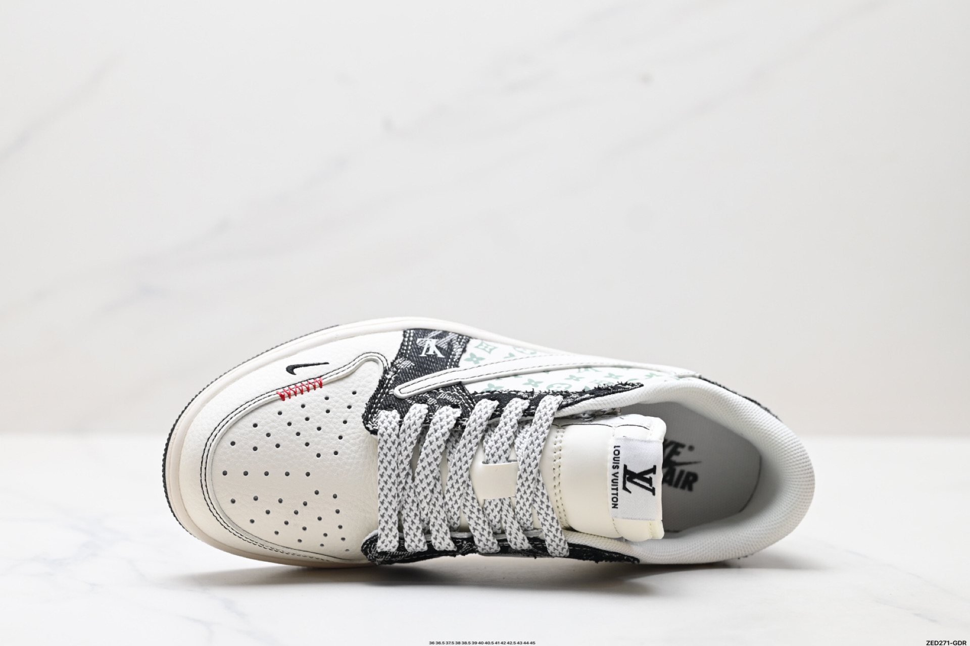 Nike Air Jordan 1 x Travis Scott AJ1倒勾 乔一倒钩 ‘DIY’定制 耐克 低帮文化篮球鞋  YX5066-327