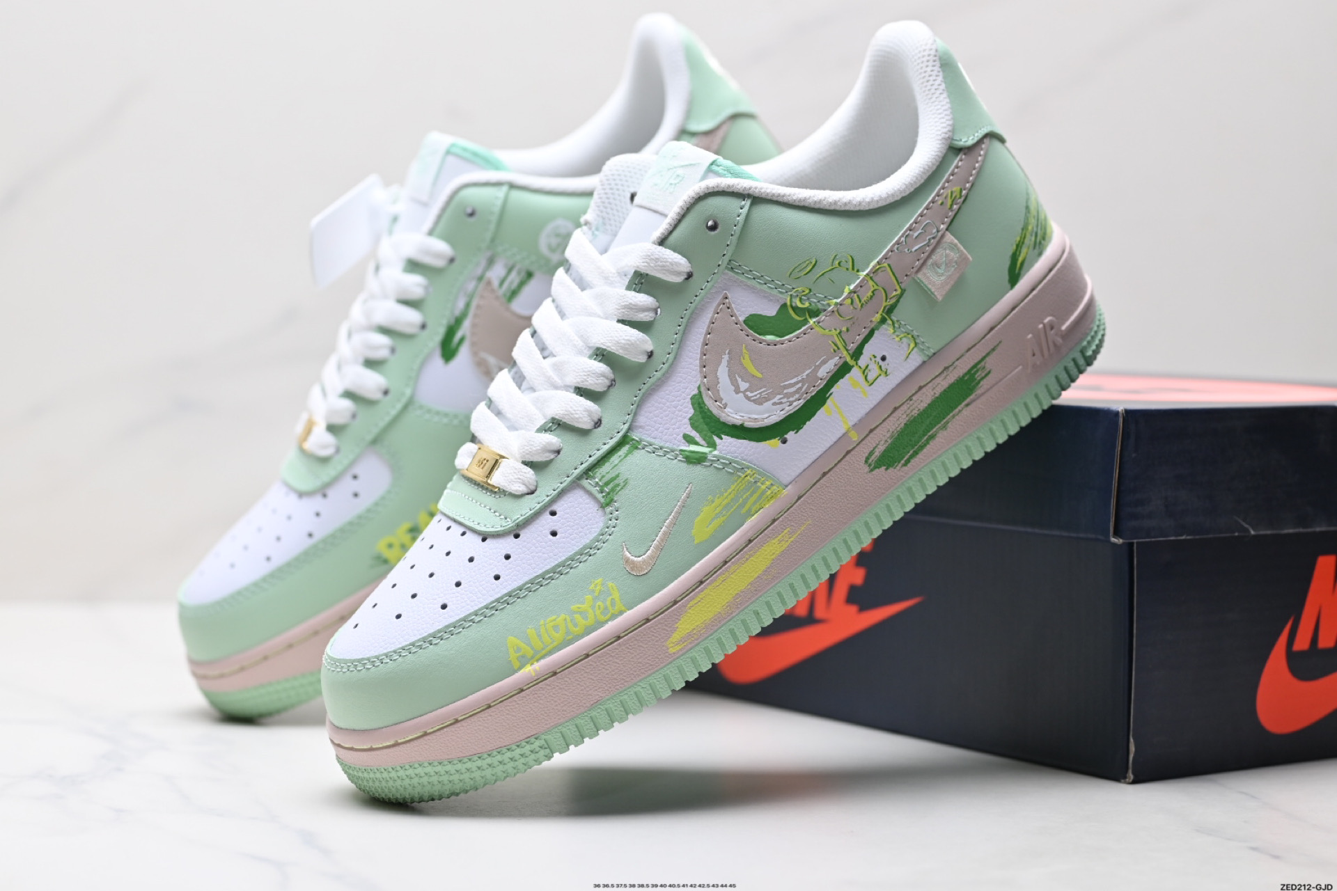 NIKE AIR FORCE 1‘07  DB3310-990