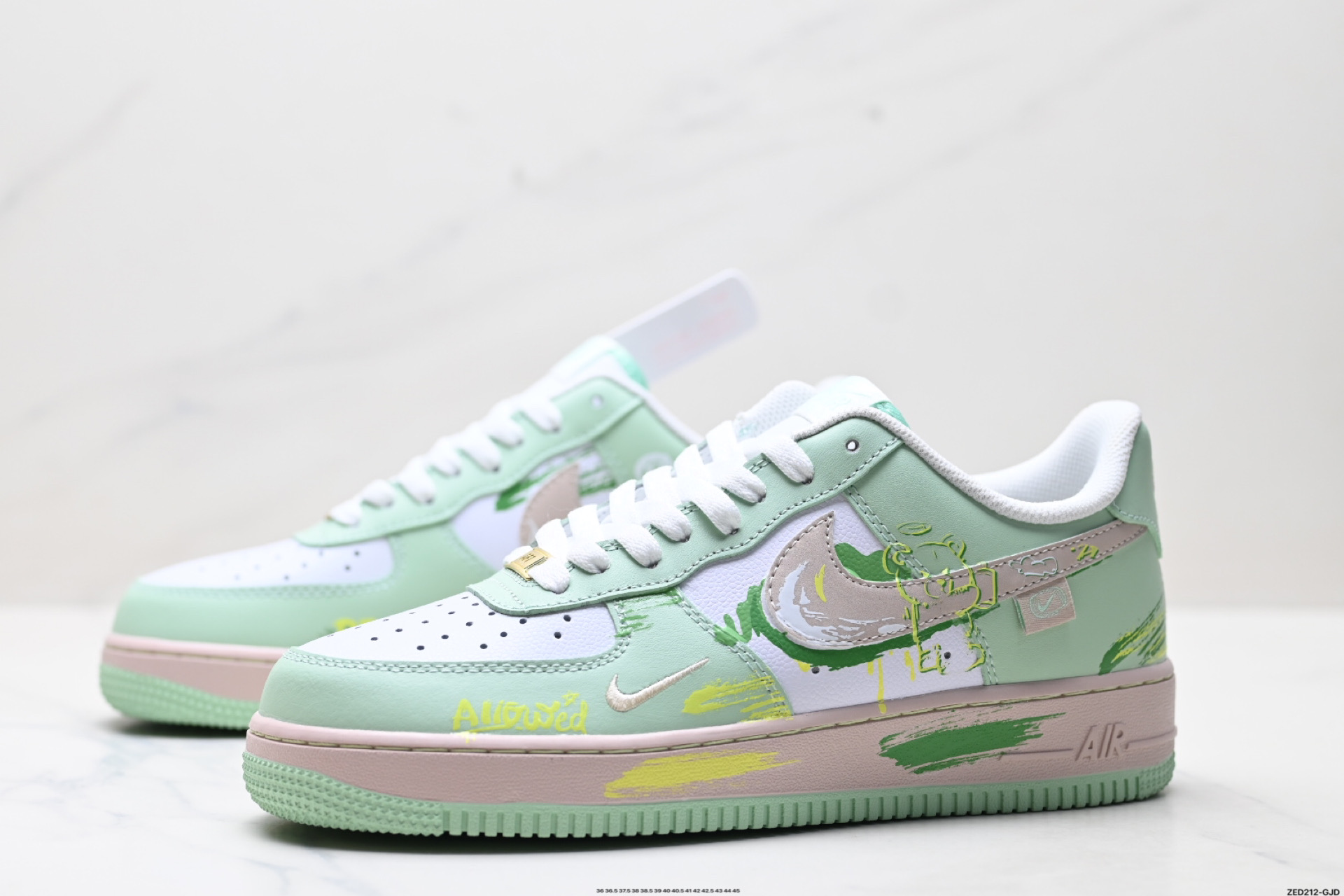 NIKE AIR FORCE 1‘07  DB3310-990