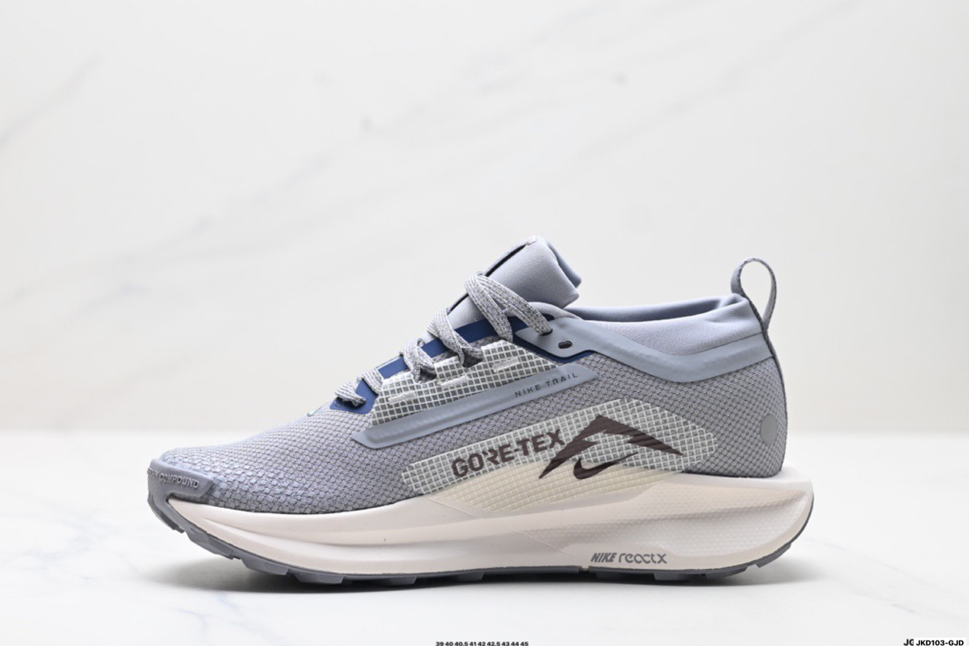 💰180
公司级✅Nike REACTX PEGASUS TRAIL 5
GTX 越野跑步鞋👏
登月兼顾迅疾外观和稳固脚感 
后跟覆面和中足动态支撑巧妙融合 
缔造稳定顺畅的迈步体验
官方货号:FQ0908-004
尺码:39 40 40.5 41 42 42.5 43 44 45
ID:JKD103-GJD