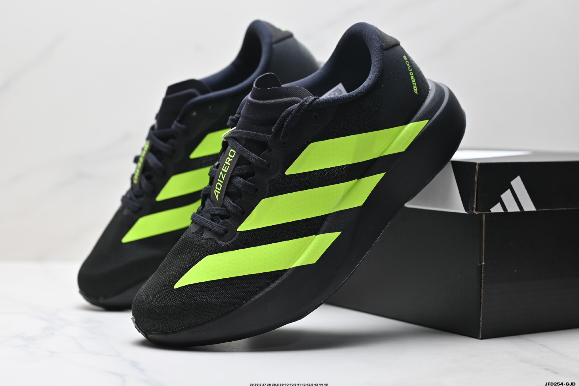 Adidas Adizero Evo SL 舒适百搭防滑耐磨 低帮 休闲跑步鞋 JR3420