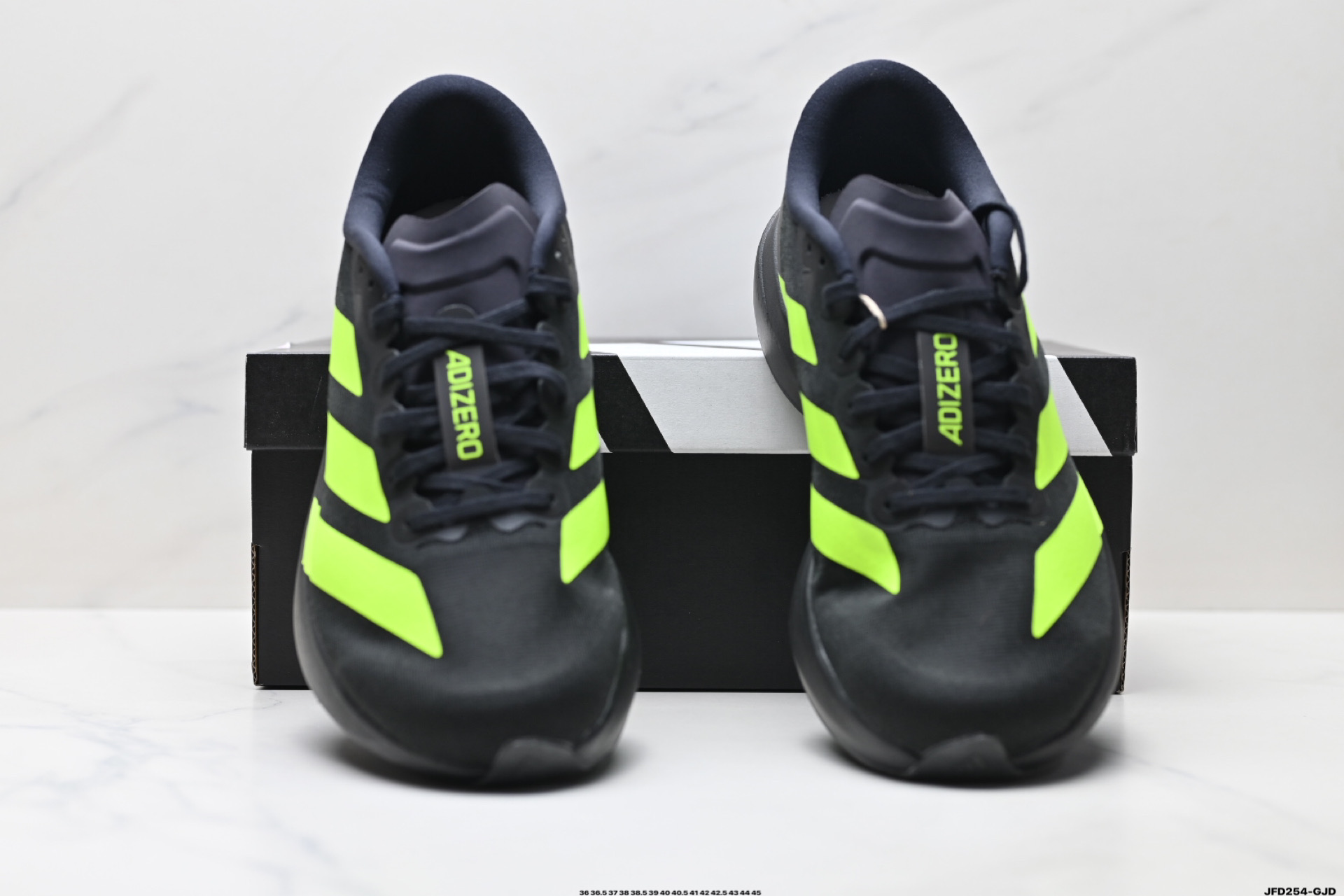 Adidas Adizero Evo SL 舒适百搭防滑耐磨 低帮 休闲跑步鞋 JR3420