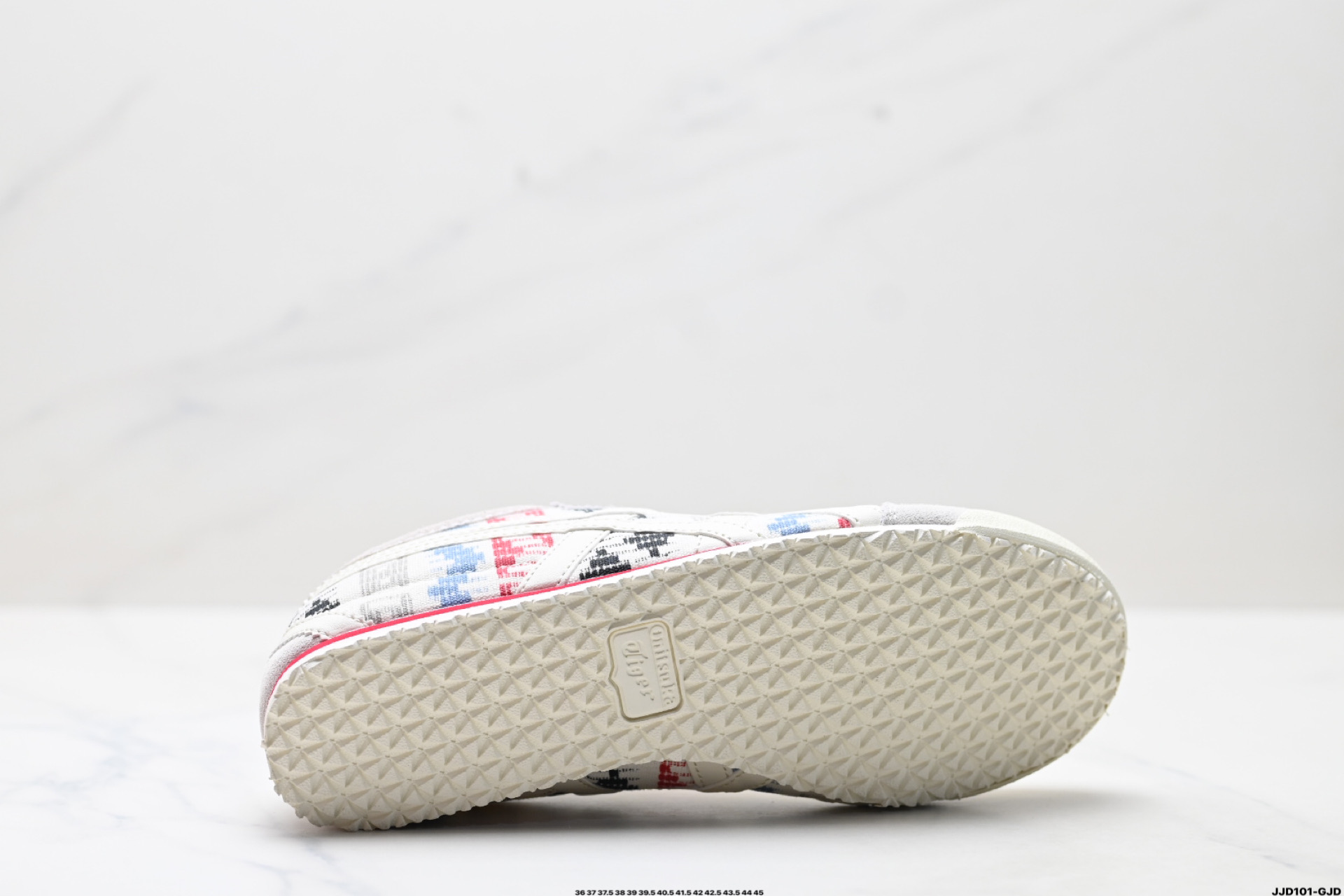 Onitsuka Tiger鬼塚虎 Mexico 66 Slip-on 一脚蹬低帮夏季透气运动休闲鞋 1183B648-100