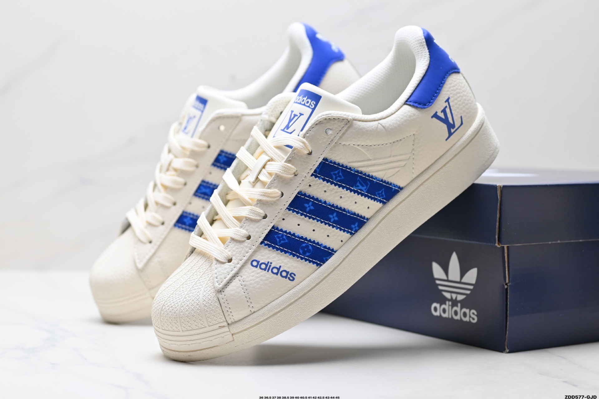 Adidas Originals Superstar 阿迪达斯 三叶草 贝壳头’DIY’系列低帮经典百搭休闲运动板鞋 AD0006 Adidas Originals Superstar 阿迪达斯 三叶草 贝壳头’DIY’系列低帮经典百搭休闲运动板鞋 AD0006