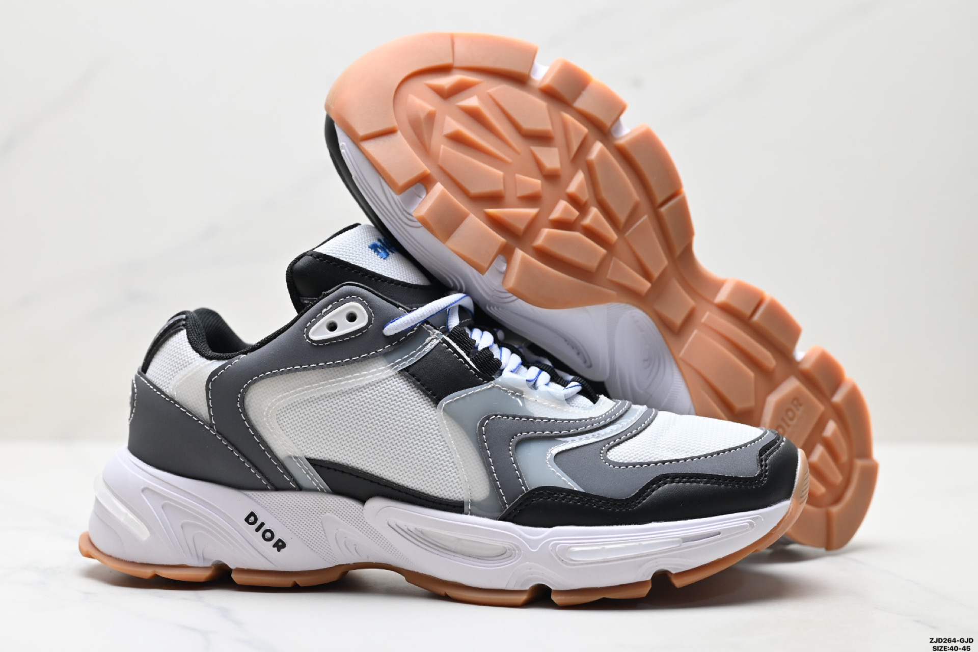 DIOR迪奥 CD1低帮 网面 运动休闲鞋 鞋舌饰以‘DIOR’标志 搭配轻盈的橡胶鞋底