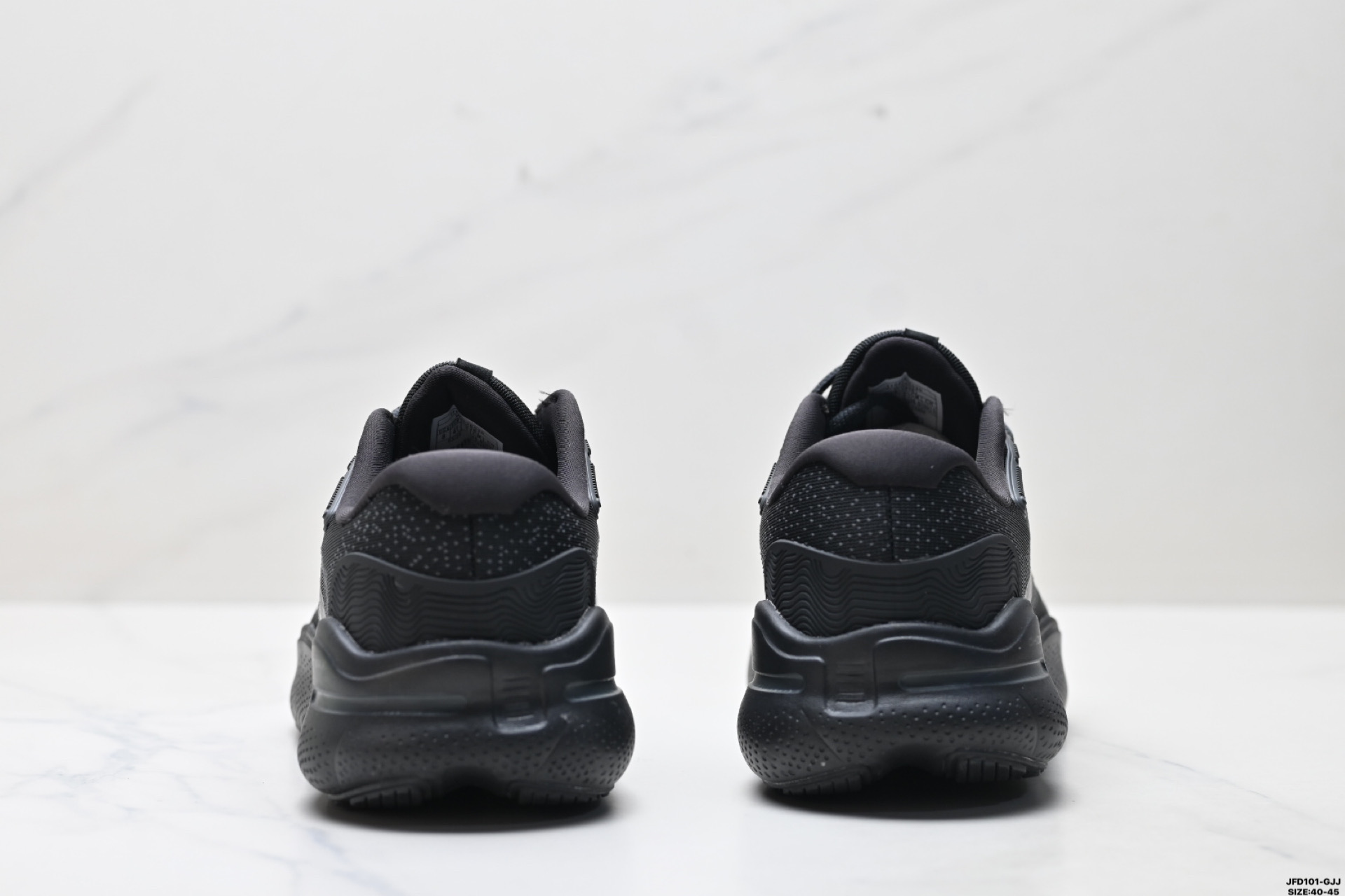 Brooks布鲁克斯 Ghost Max 网面时尚 网布耐磨透气 低帮 休闲跑步鞋 110406 1D 071