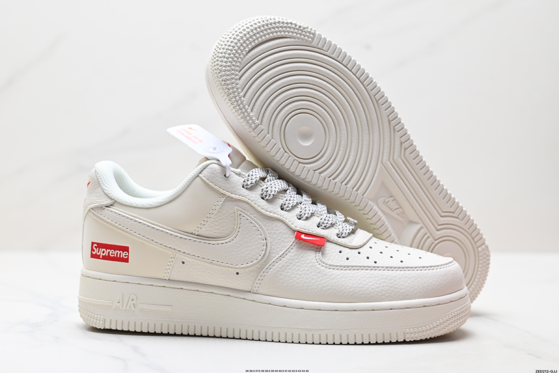 NIKE AIR FORCE 1‘07 LV8  CS5288-011