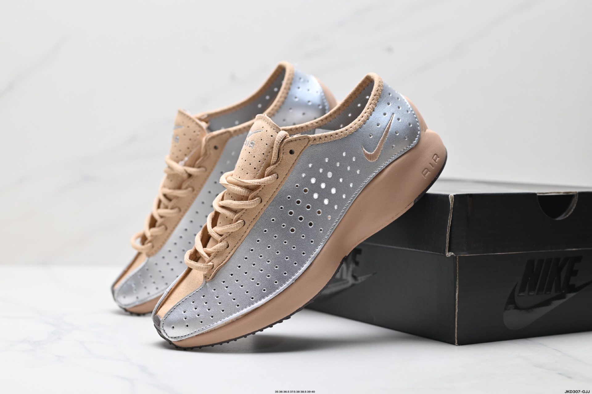 Nike Air Superfly耐克2025新款减震复古银色跑鞋女鞋  IB5824-200