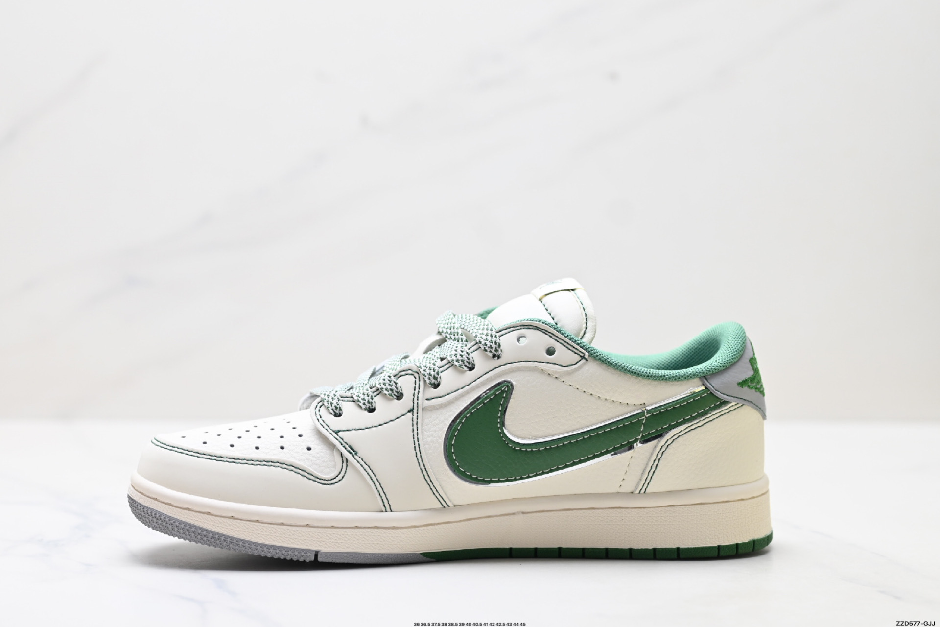 Nike Air Jordan 1 x Travis Scott AJ1倒勾 乔一倒钩 ‘DIY’定制 耐克 低帮文化篮球鞋  XF8698-073