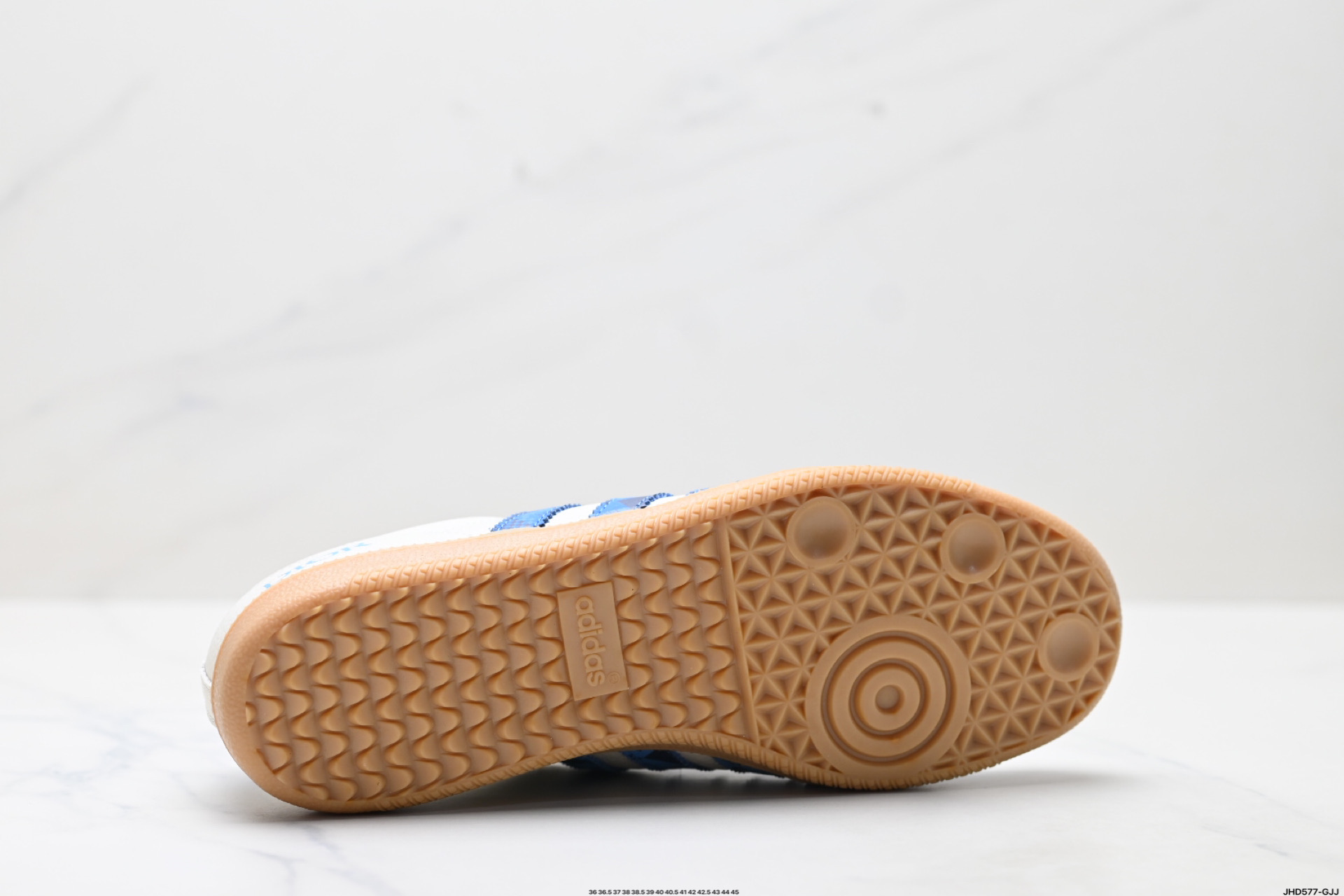 Adidas Originals Samba OG ‘DIY’桑巴舞系列 阿迪达斯 三叶草绅士德训足球风百搭低帮休闲运动板鞋  XR0004