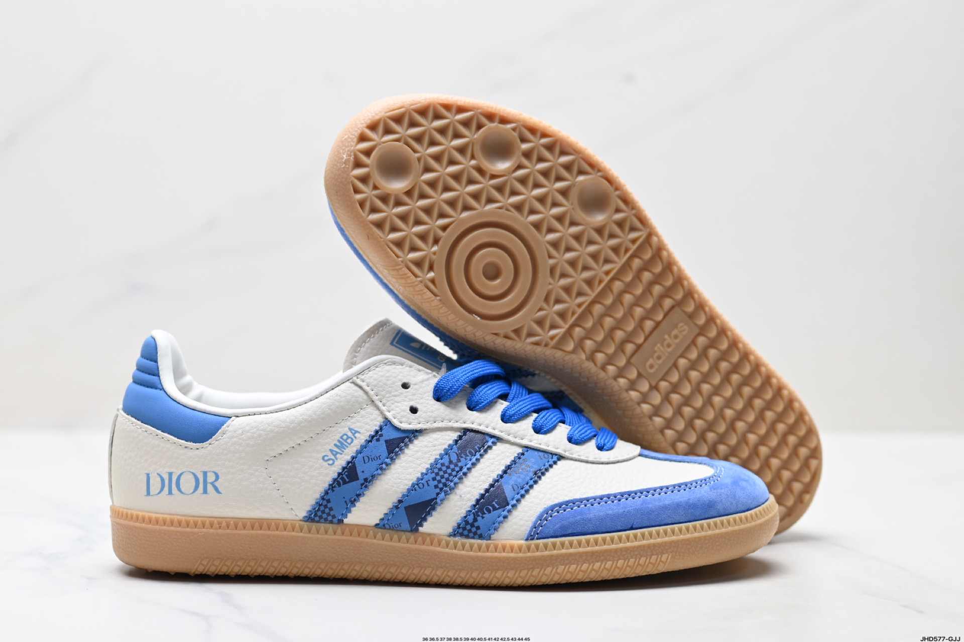 Adidas Originals Samba OG ‘DIY’桑巴舞系列 阿迪达斯 三叶草绅士德训足球风百搭低帮休闲运动板鞋  XR0004