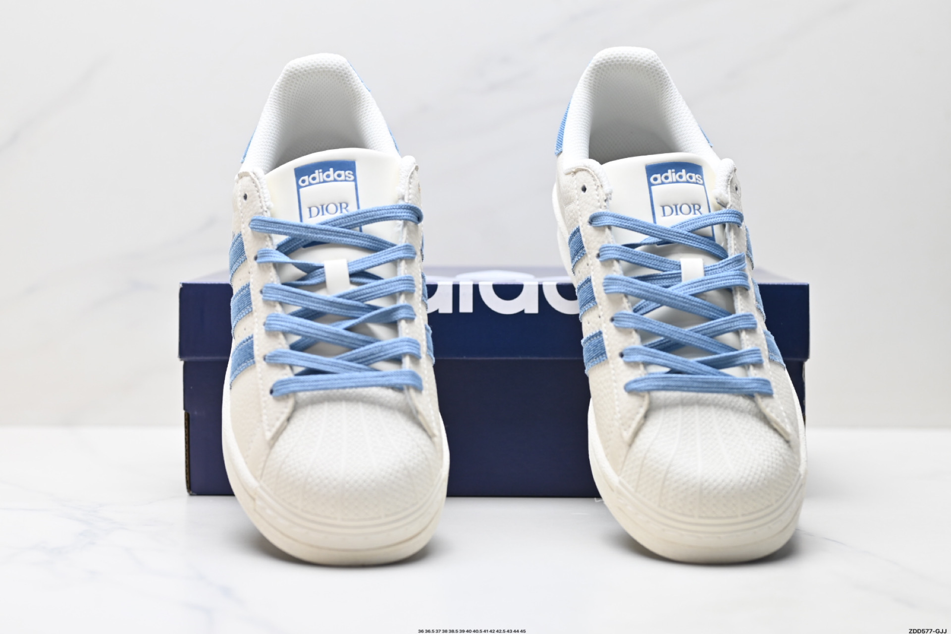 Adidas Originals Superstar 阿迪达斯 三叶草 贝壳头’DIY’系列低帮经典百搭休闲运动板鞋 AD8010 Adidas Originals Superstar 阿迪达斯 三叶草 贝壳头’DIY’系列低帮经典百搭休闲运动板鞋 AD8010