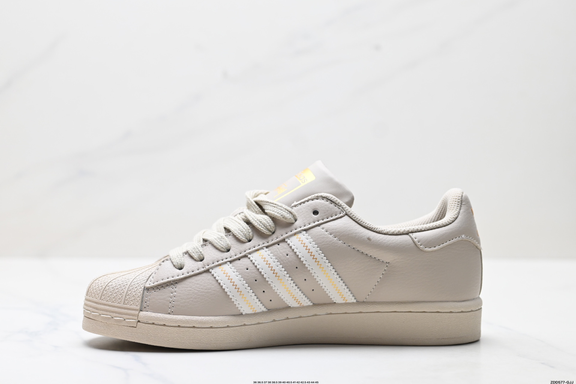 Adidas Originals Superstar 阿迪达斯 三叶草 贝壳头’DIY’系列低帮经典百搭休闲运动板鞋 SD6811 Adidas Originals Superstar 阿迪达斯 三叶草 贝壳头’DIY’系列低帮经典百搭休闲运动板鞋 SD6811