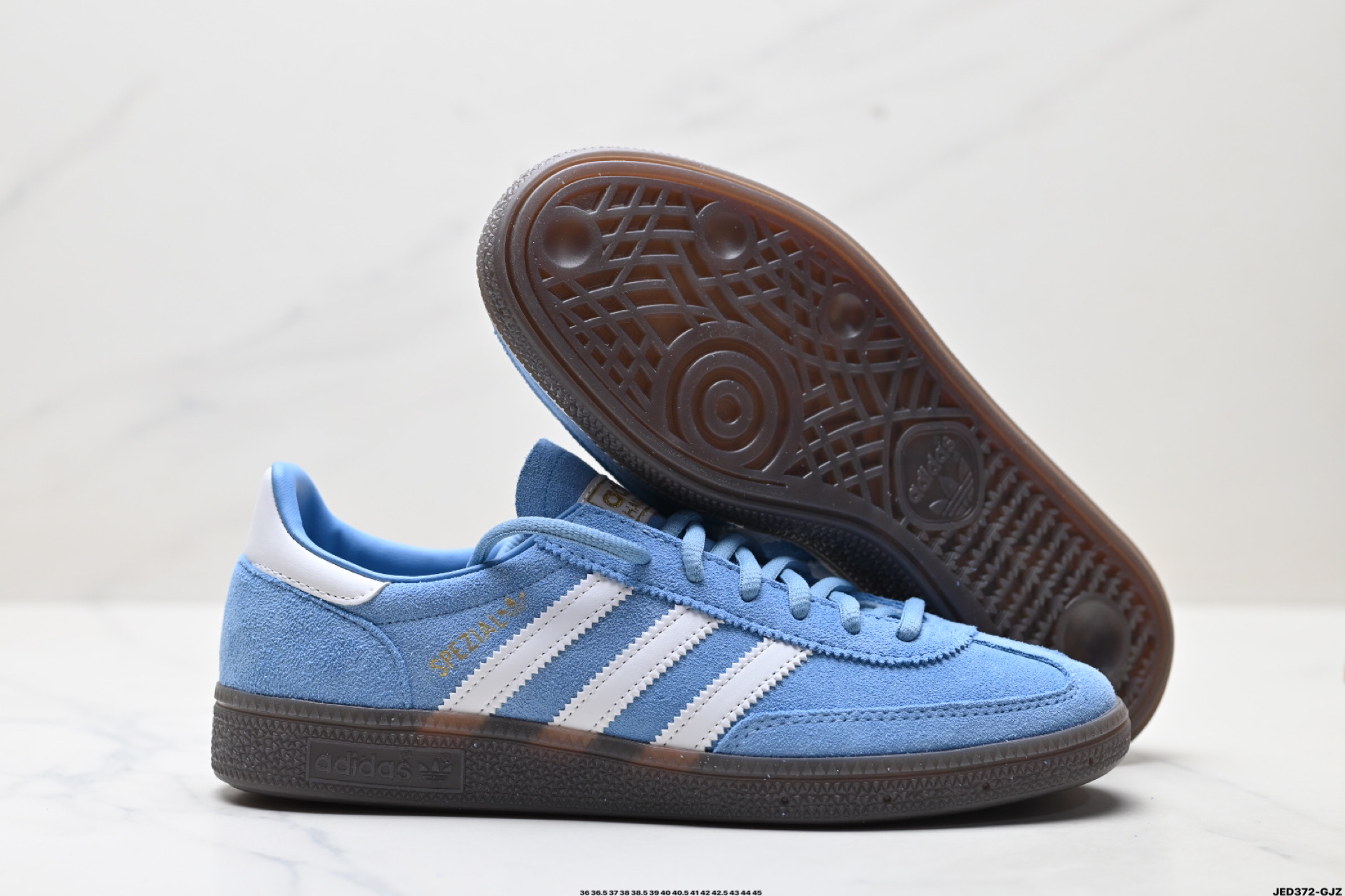 Adidas Handball Spezial 阿迪达斯经典款 复古休闲板鞋 BD7632