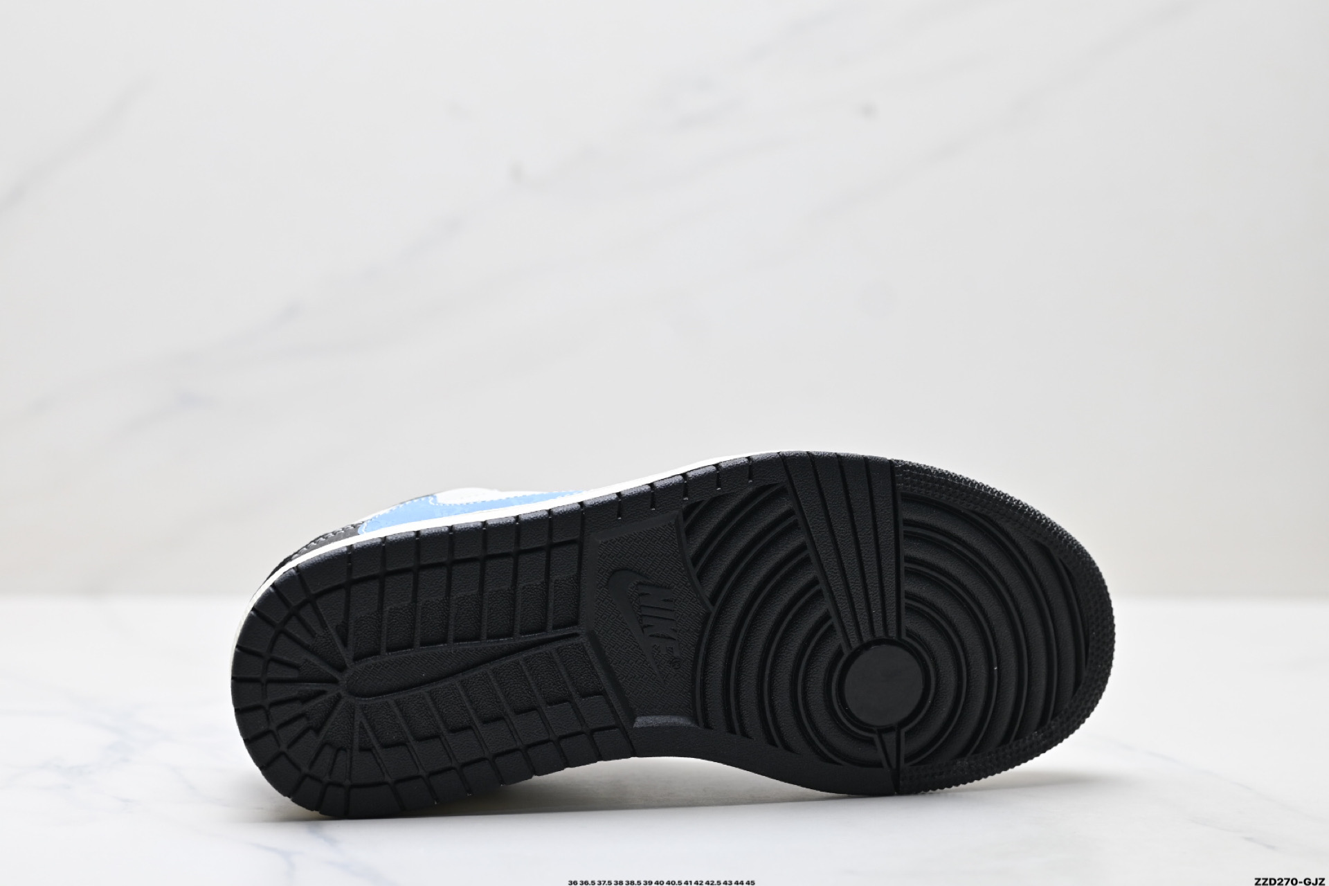 Nike Air Jordan 1 x Travis Scott AJ1倒勾 乔一倒钩 ‘DIY’定制 耐克 低帮文化篮球鞋 XZ5749-003