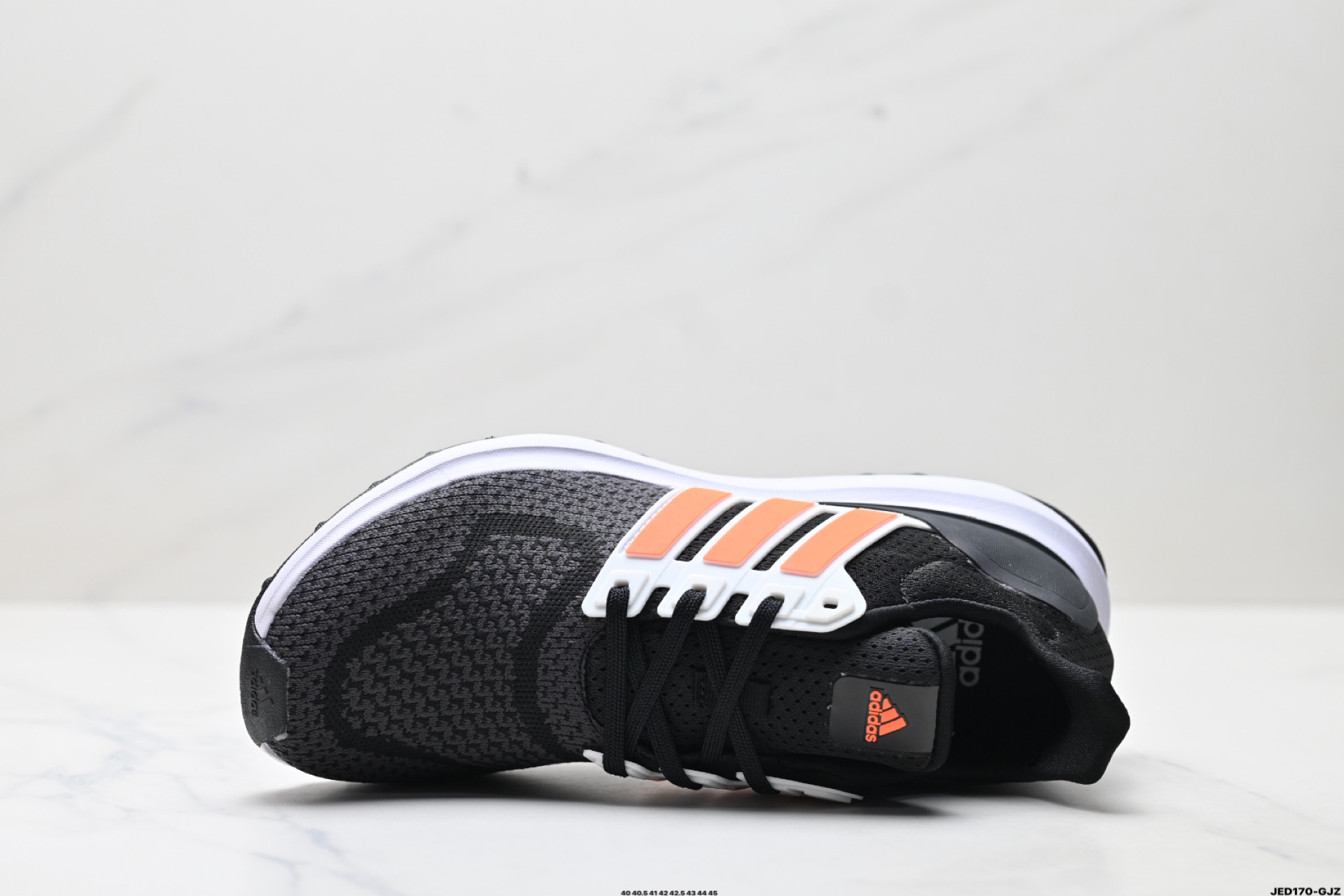 Adidas Ultrabounce 舒适潮流 织物耐磨轻便 阿迪达斯 低帮跑步鞋 HP5826