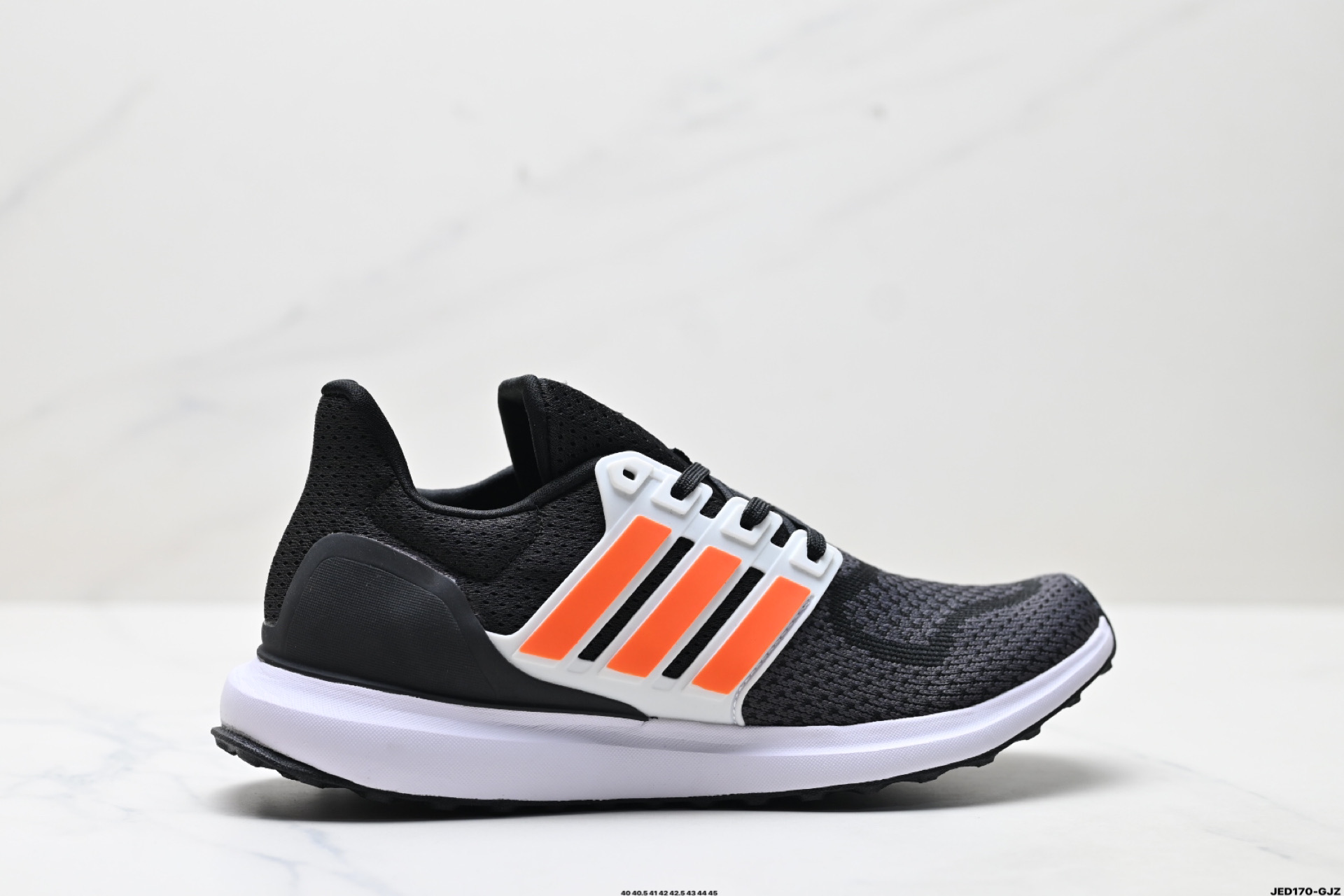 Adidas Ultrabounce 舒适潮流 织物耐磨轻便 阿迪达斯 低帮跑步鞋 HP5826