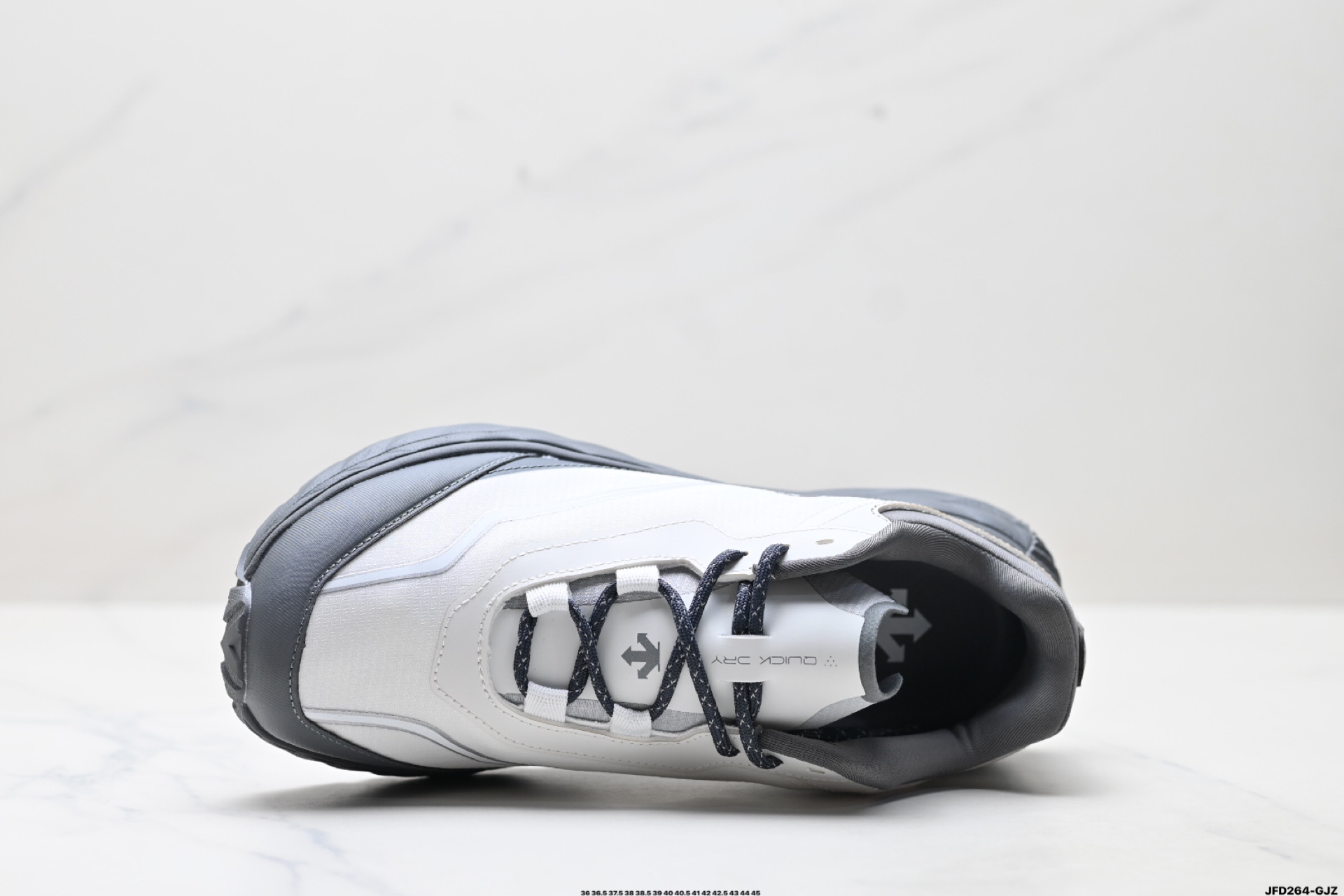 迪桑特DESCENTE Terrain D 舒适 防滑耐磨 低帮 生活休闲鞋 SQ123LCR34