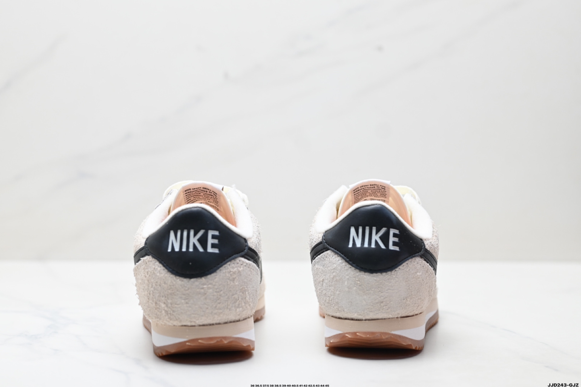 Nike Classic Cortez 耐克经典轻便舒适男子阿甘鞋休闲跑步鞋运动鞋 FJ2530-102 Nike Classic Cortez 耐克经典轻便舒适男子阿甘鞋休闲跑步鞋运动鞋 FJ2530-102