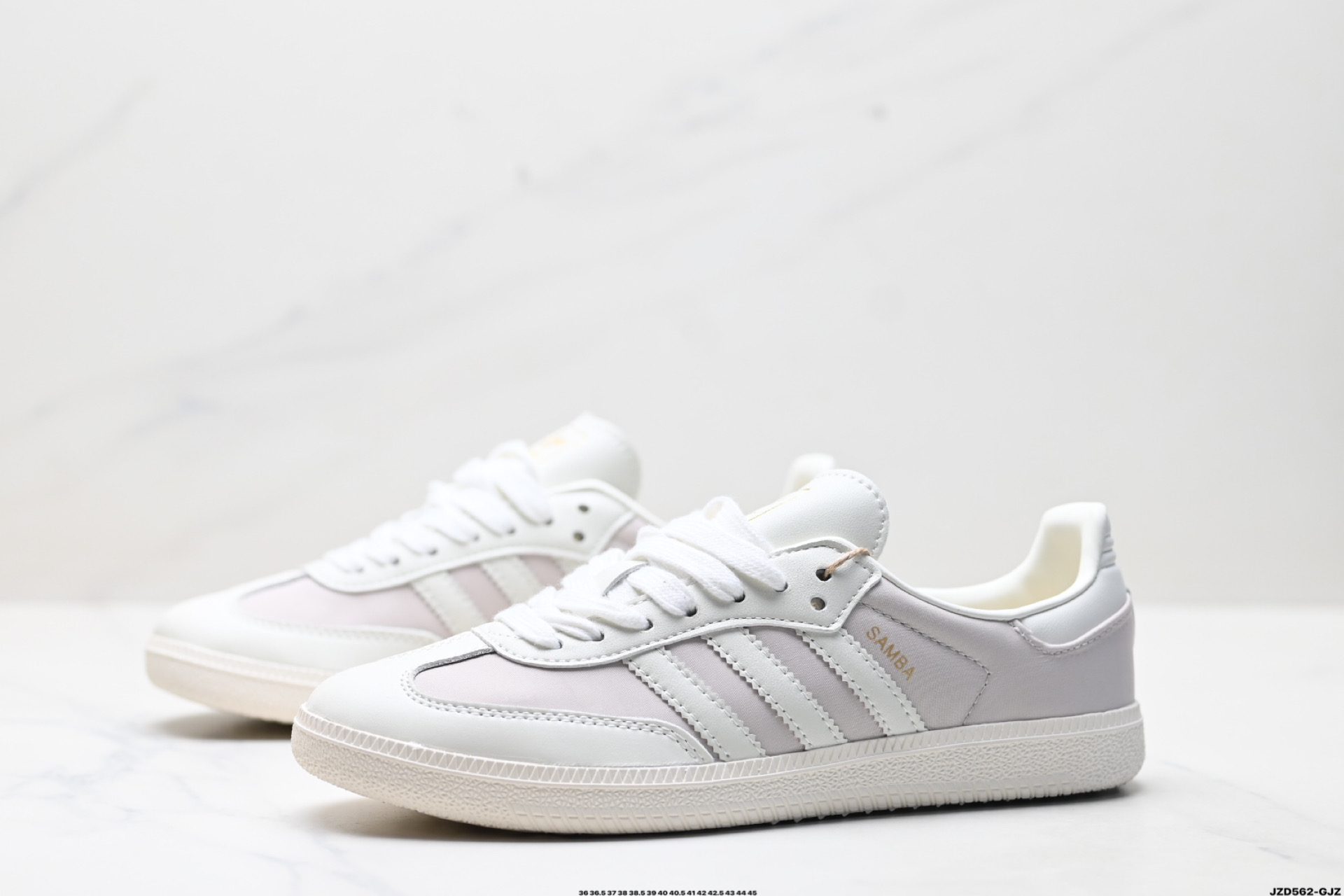 Adidas Originals Samba 桑巴舞系列阿迪达斯 三叶草 绅士德训足球风百搭低帮休闲运动板鞋 JI3204