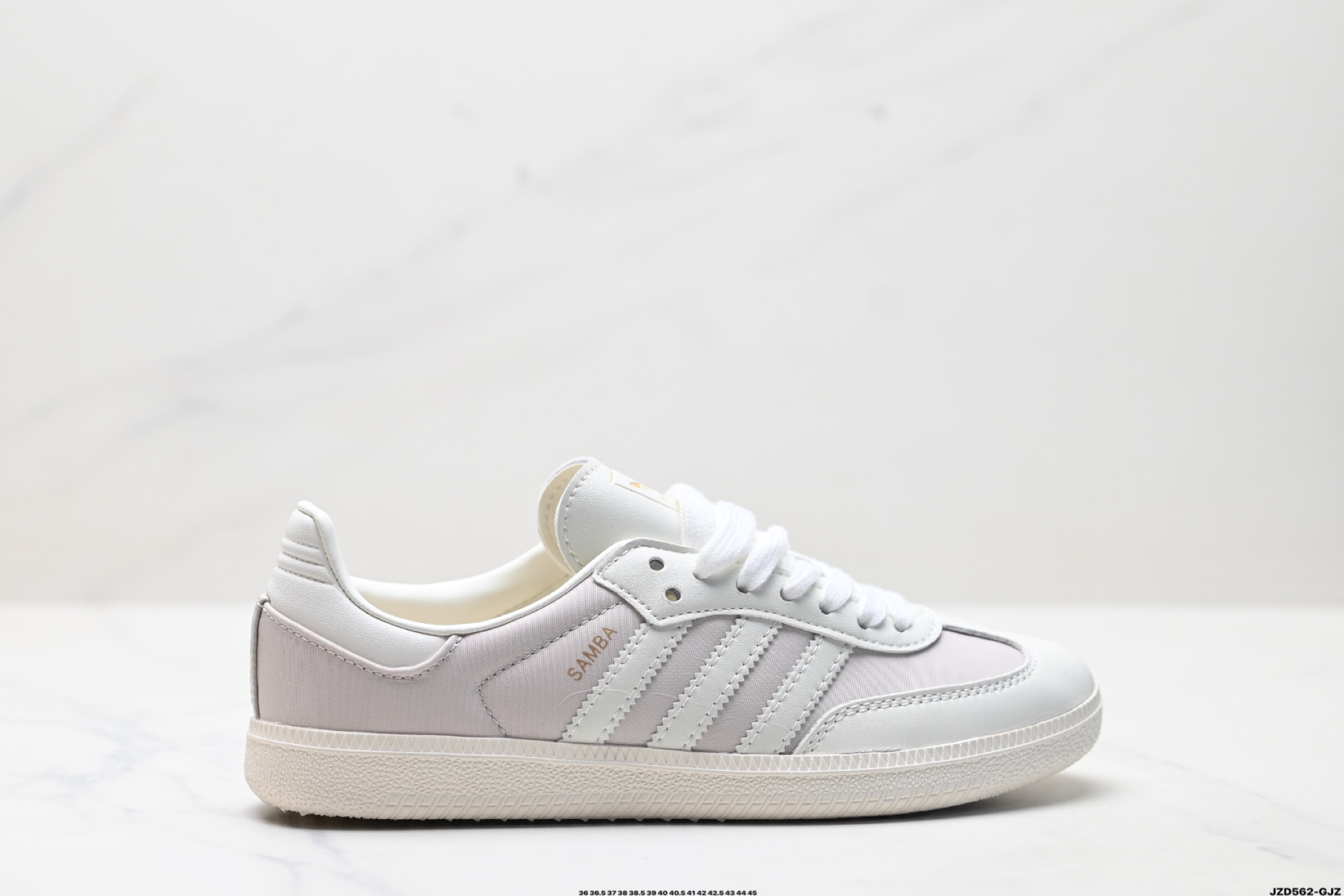 Adidas Originals Samba 桑巴舞系列阿迪达斯 三叶草 绅士德训足球风百搭低帮休闲运动板鞋 JI3204