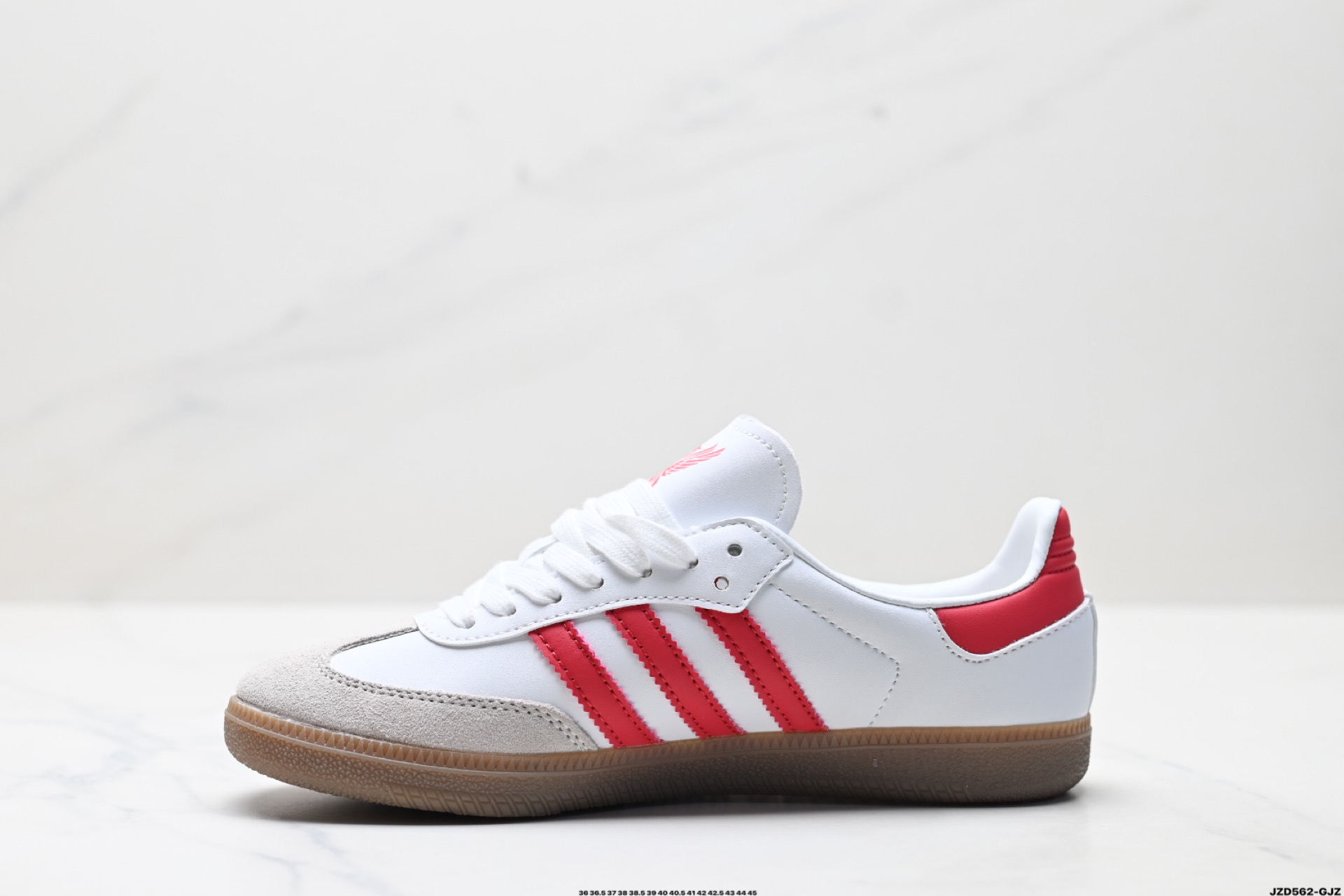 Adidas Originals Samba 桑巴舞系列阿迪达斯 三叶草 绅士德训足球风百搭低帮休闲运动板鞋 JQ4041