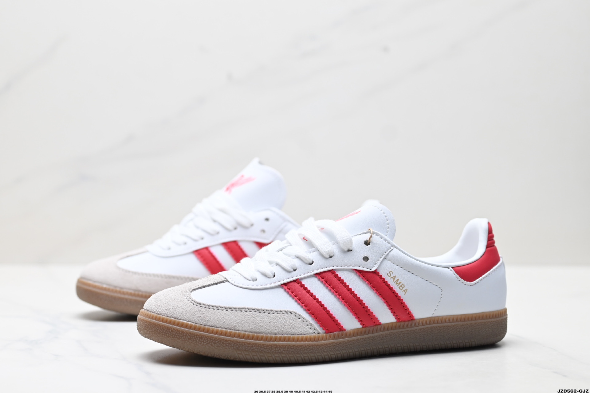 Adidas Originals Samba 桑巴舞系列阿迪达斯 三叶草 绅士德训足球风百搭低帮休闲运动板鞋 JQ4041