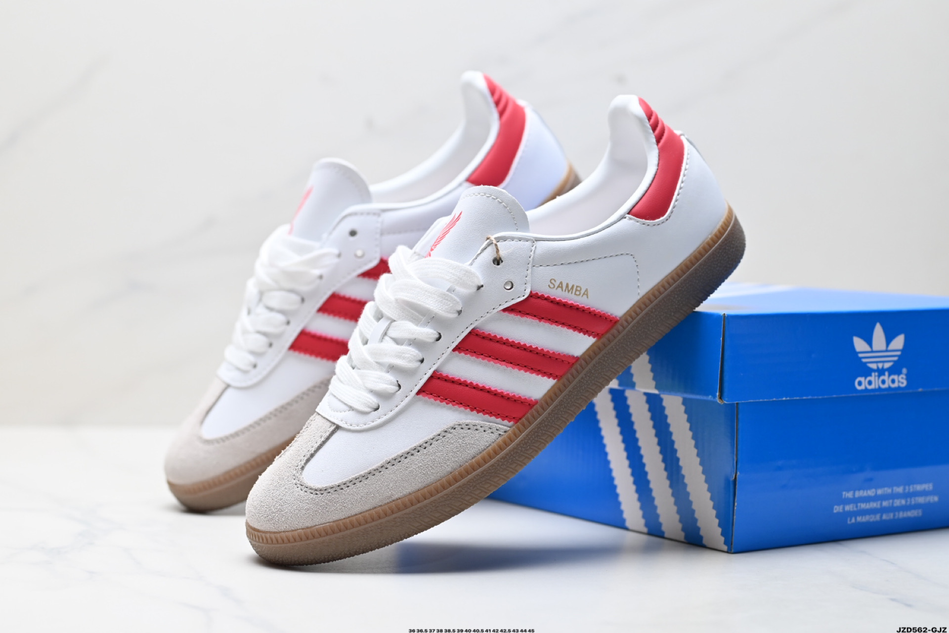 Adidas Originals Samba 桑巴舞系列阿迪达斯 三叶草 绅士德训足球风百搭低帮休闲运动板鞋 JQ4041