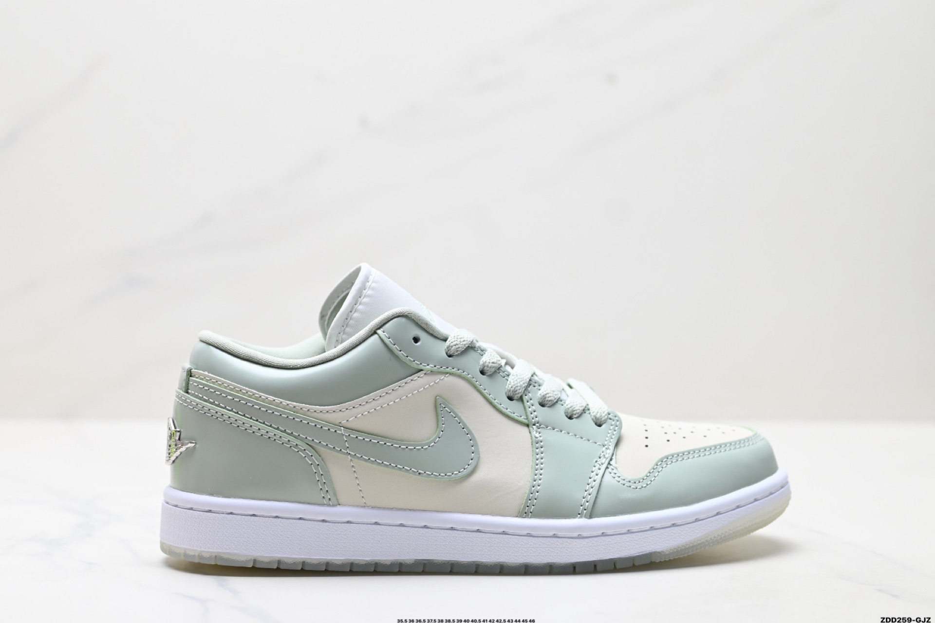 Nike Air Jordan 1 Low AJ1乔1低帮休闲板鞋 HF4078-100 Nike Air Jordan 1 Low AJ1乔1低帮休闲板鞋 HF4078-100