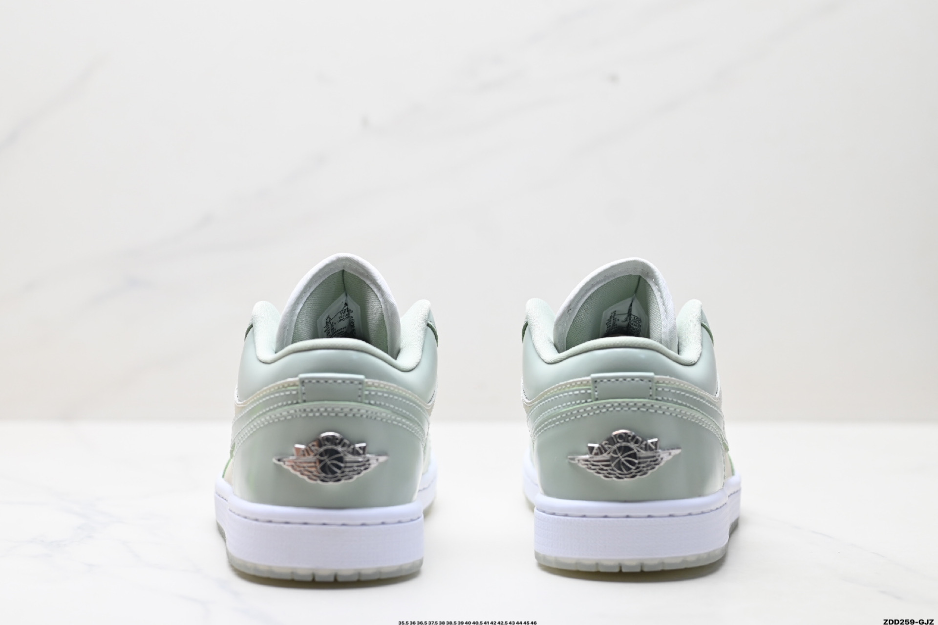 Nike Air Jordan 1 Low AJ1乔1低帮休闲板鞋 HF4078-100 Nike Air Jordan 1 Low AJ1乔1低帮休闲板鞋 HF4078-100