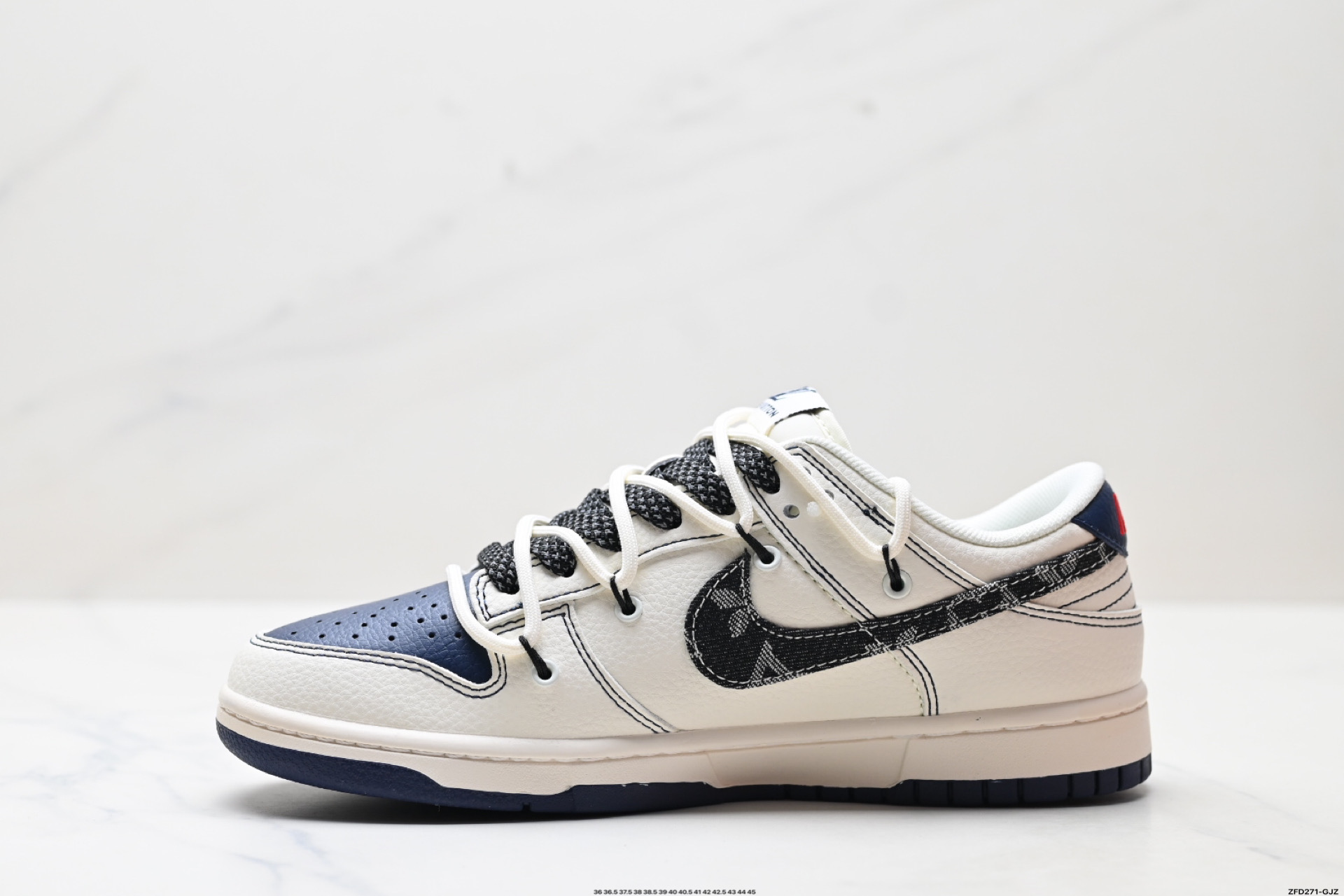 Nike Dunk Low Retro ‘DIY高端定制’耐克 低帮休闲运动板鞋 FC1688-220 Nike Dunk Low Retro ‘DIY高端定制’耐克 低帮休闲运动板鞋 FC1688-220