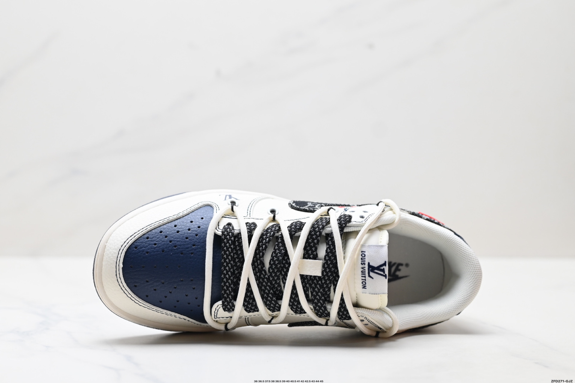 Nike Dunk Low Retro ‘DIY高端定制’耐克 低帮休闲运动板鞋 FC1688-220 Nike Dunk Low Retro ‘DIY高端定制’耐克 低帮休闲运动板鞋 FC1688-220