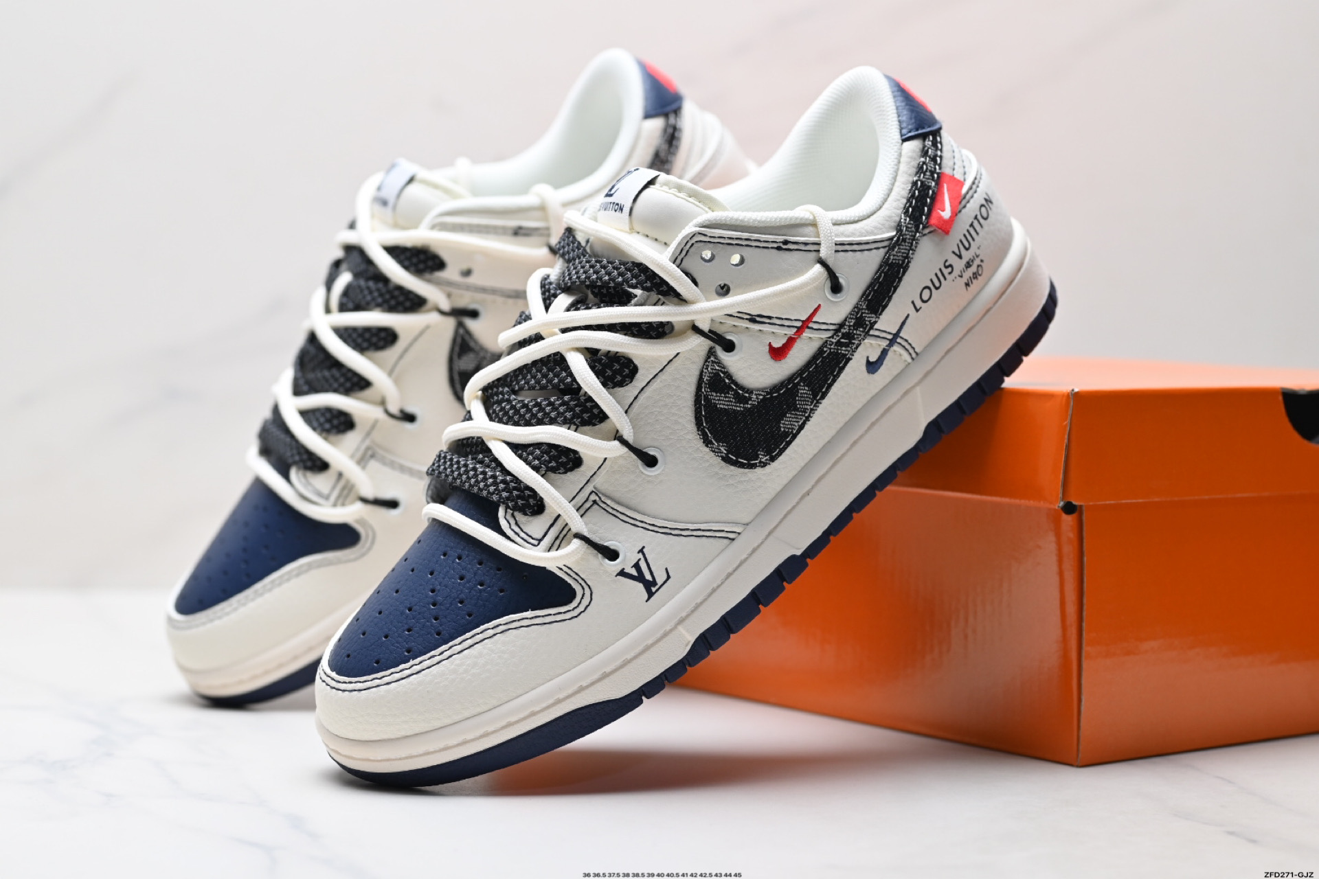 Nike Dunk Low Retro ‘DIY高端定制’耐克 低帮休闲运动板鞋 FC1688-220 Nike Dunk Low Retro ‘DIY高端定制’耐克 低帮休闲运动板鞋 FC1688-220
